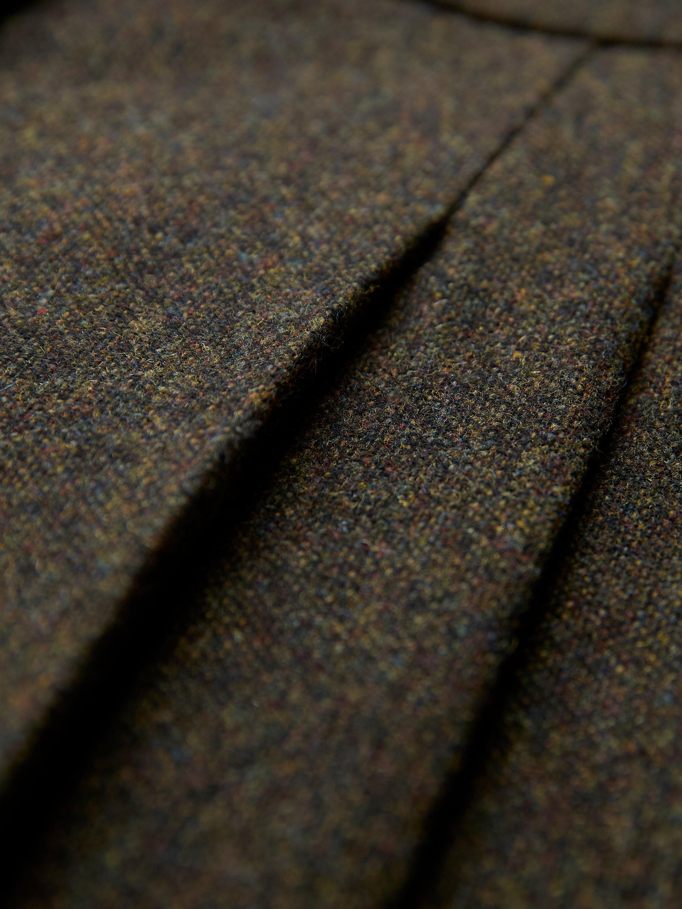 Product image 7 of 9, which shows Celtic & Co.Tweed Wool Cullotes Trousers, Olive, 8
