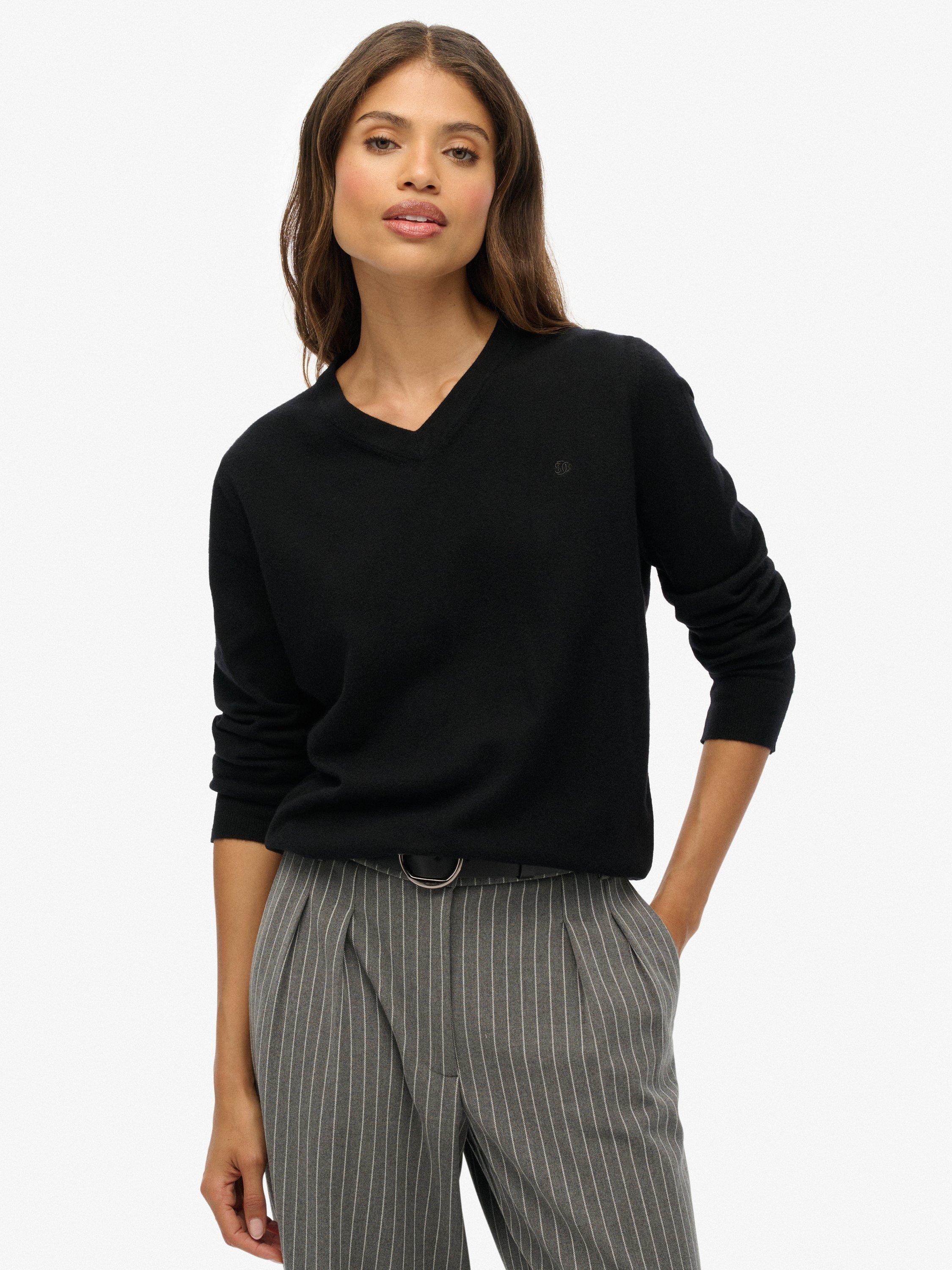 Product image 1 of 5, which shows Superdry Classic V-Neck Jumper, Black, 6
