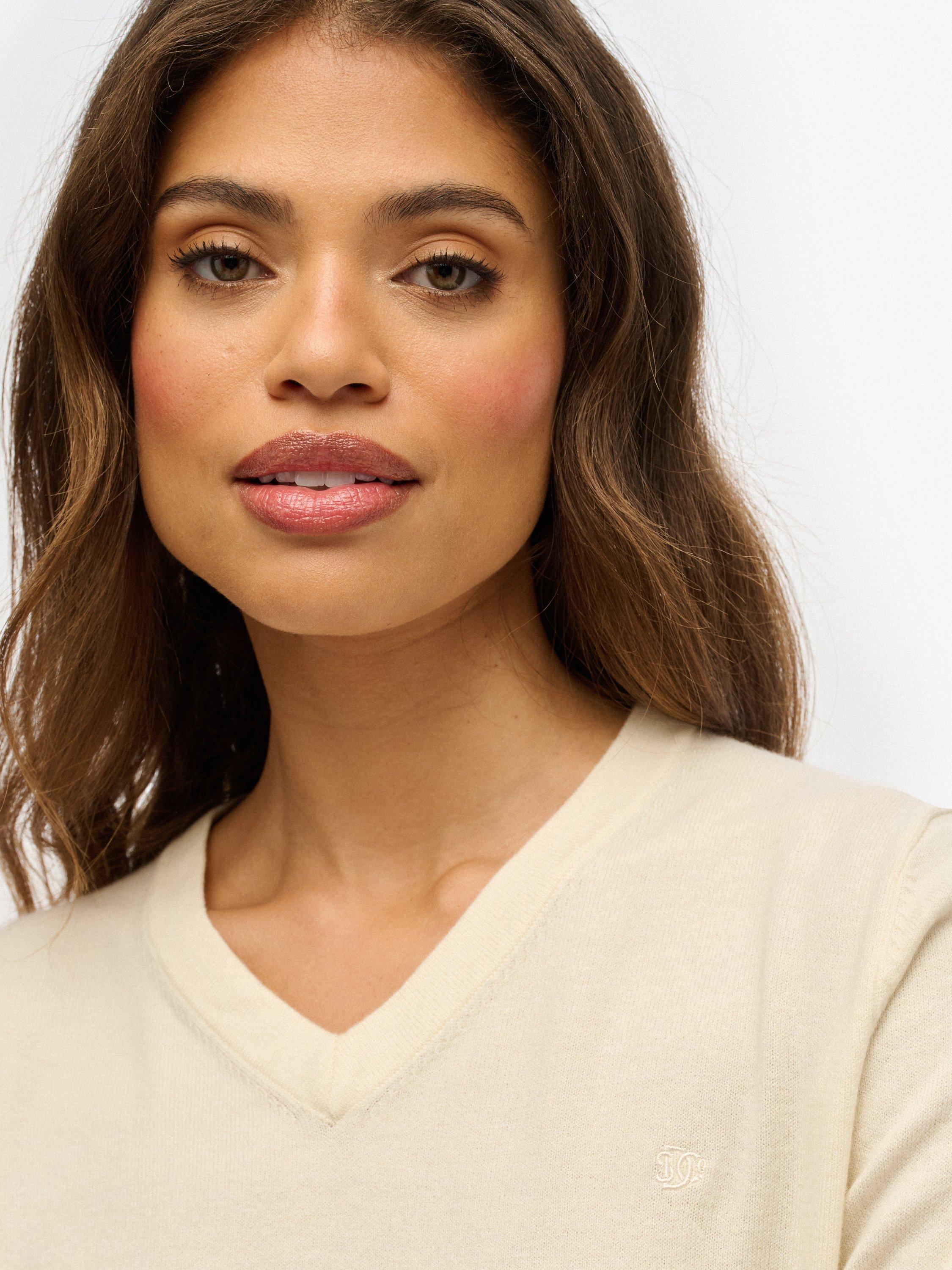 Product image 5 of 5, which shows Superdry Classic V-Neck Jumper, Cream Marl, 6