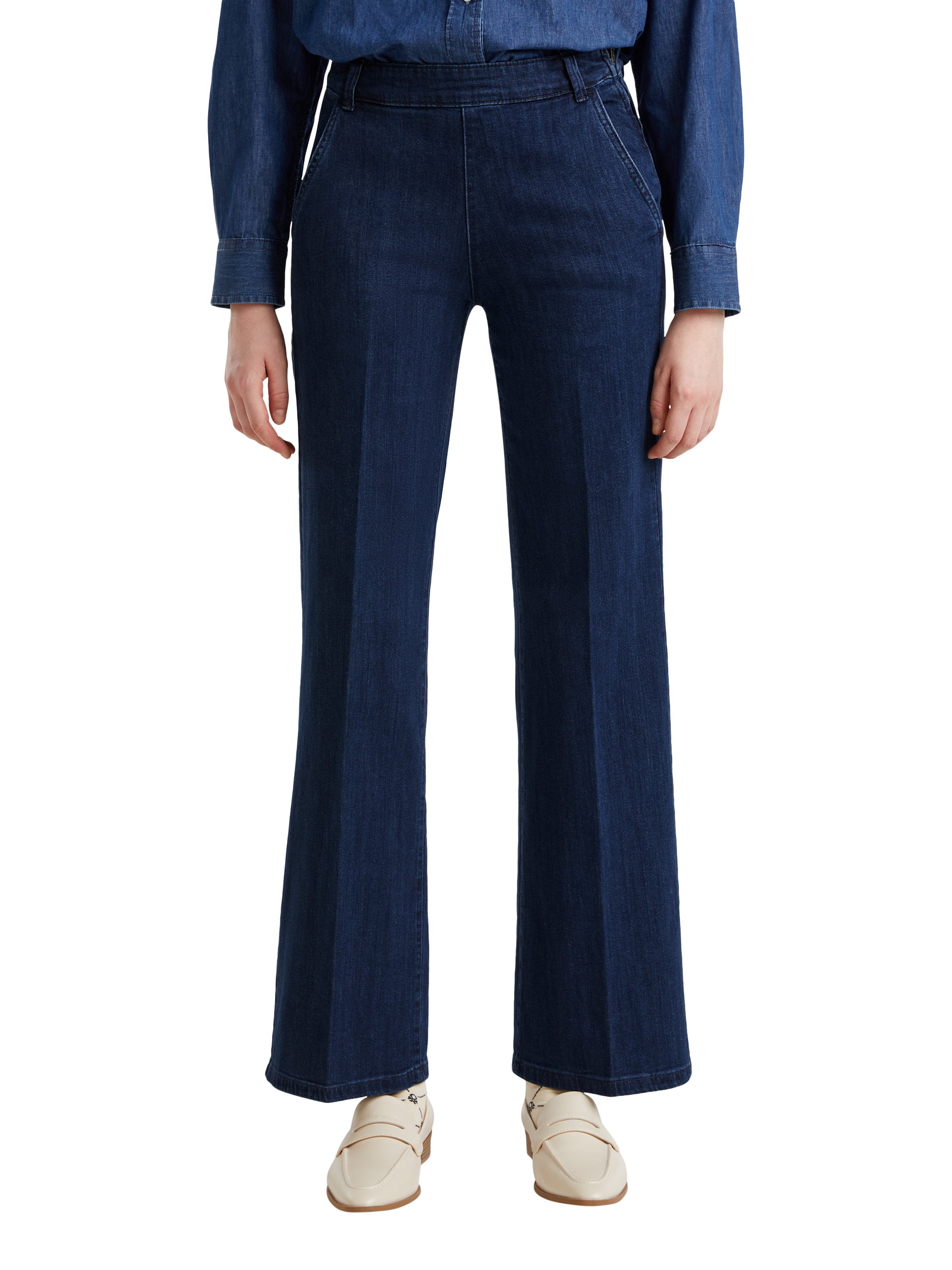 Product image 1 of 5, which shows Benetton High Waist Flared Jeans, Blue, 6