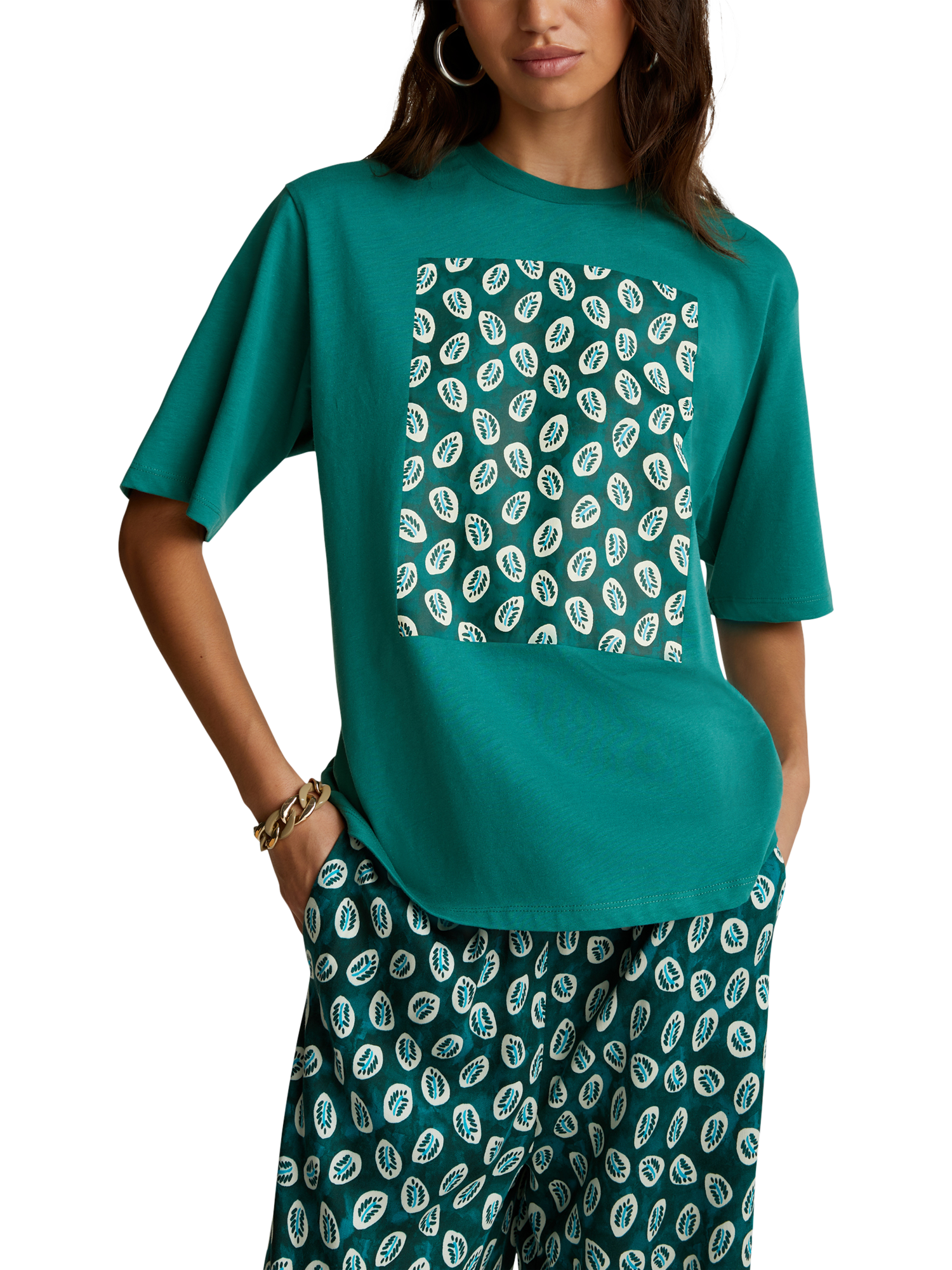 Product image 1 of 5, which shows Benetton Printed T-Shirt, Green, S