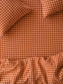 Piglet in Bed Colour Drench Gingham Linen Blend Fitted Sheet, Cinnamon/Peach