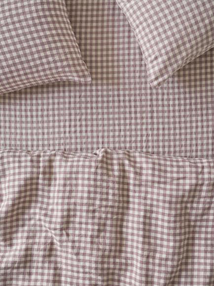 Piglet in Bed Gingham Linen Blend Fitted Sheet, Elderberry