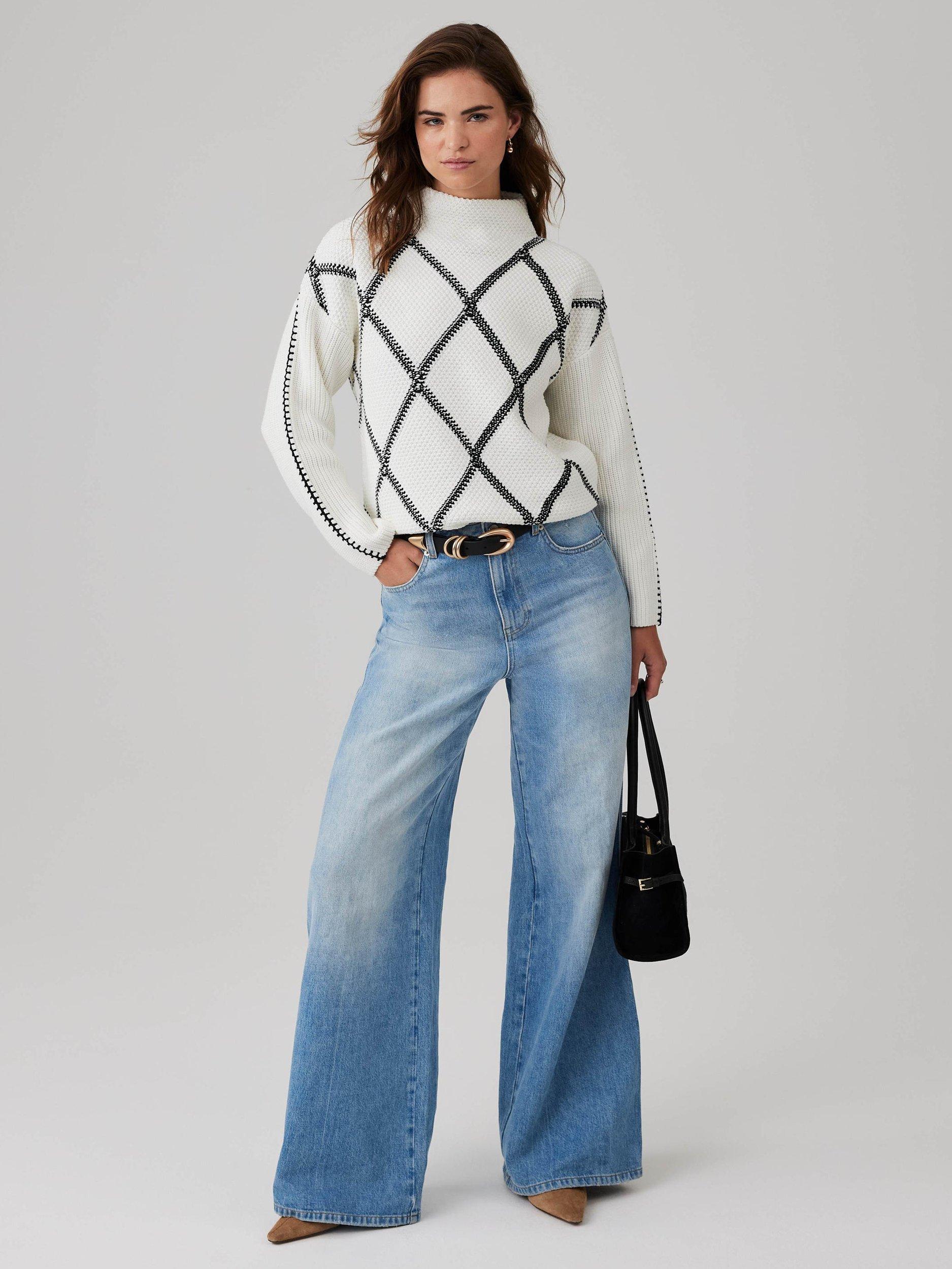 Product image 3 of 8, which shows Mint Velvet Diamond Stitch Jumper, White Ivory, S