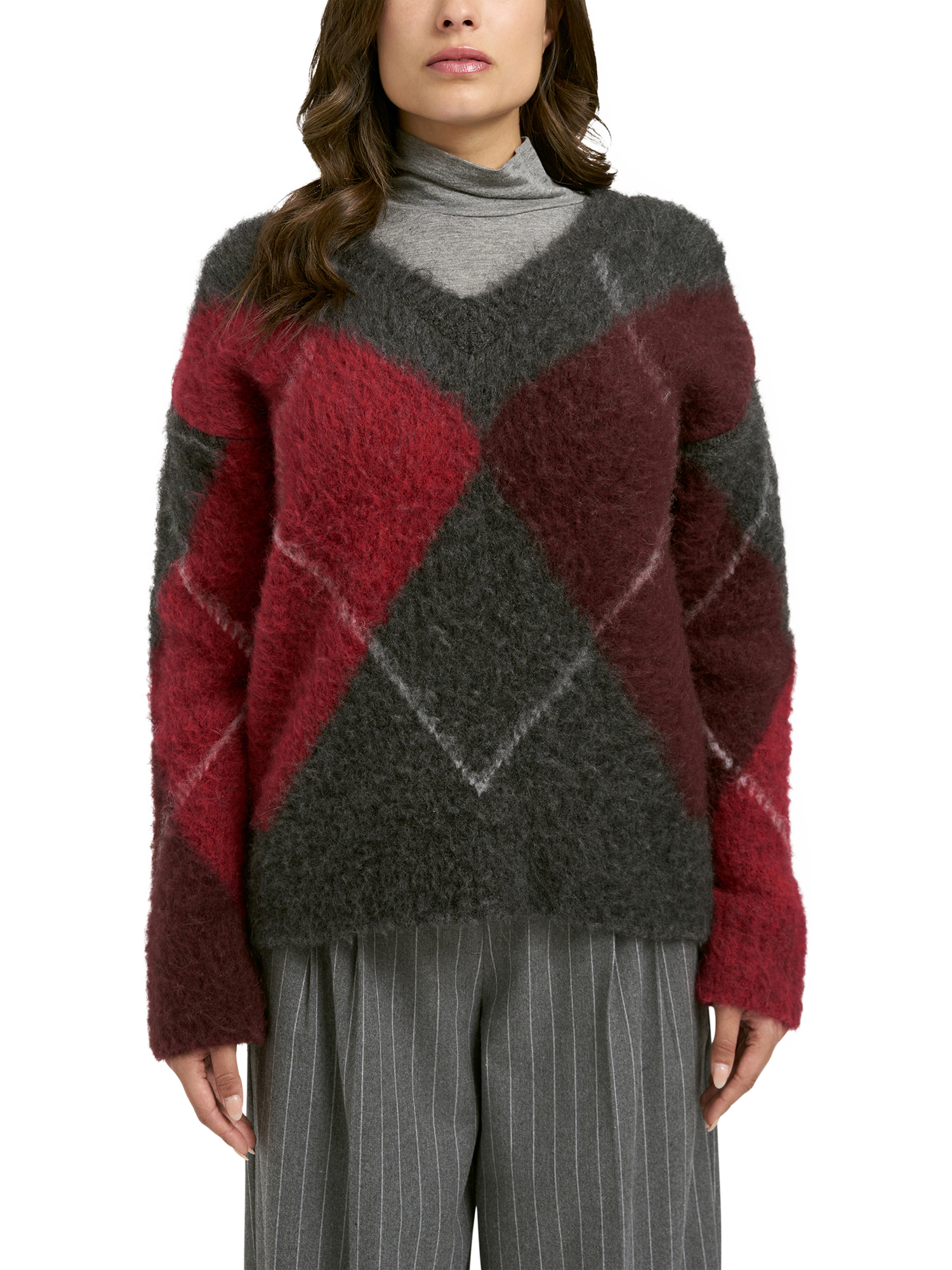 Product image 1 of 6, which shows Smith & Soul Argyle V-Neck Jumper, Anthracite, XS