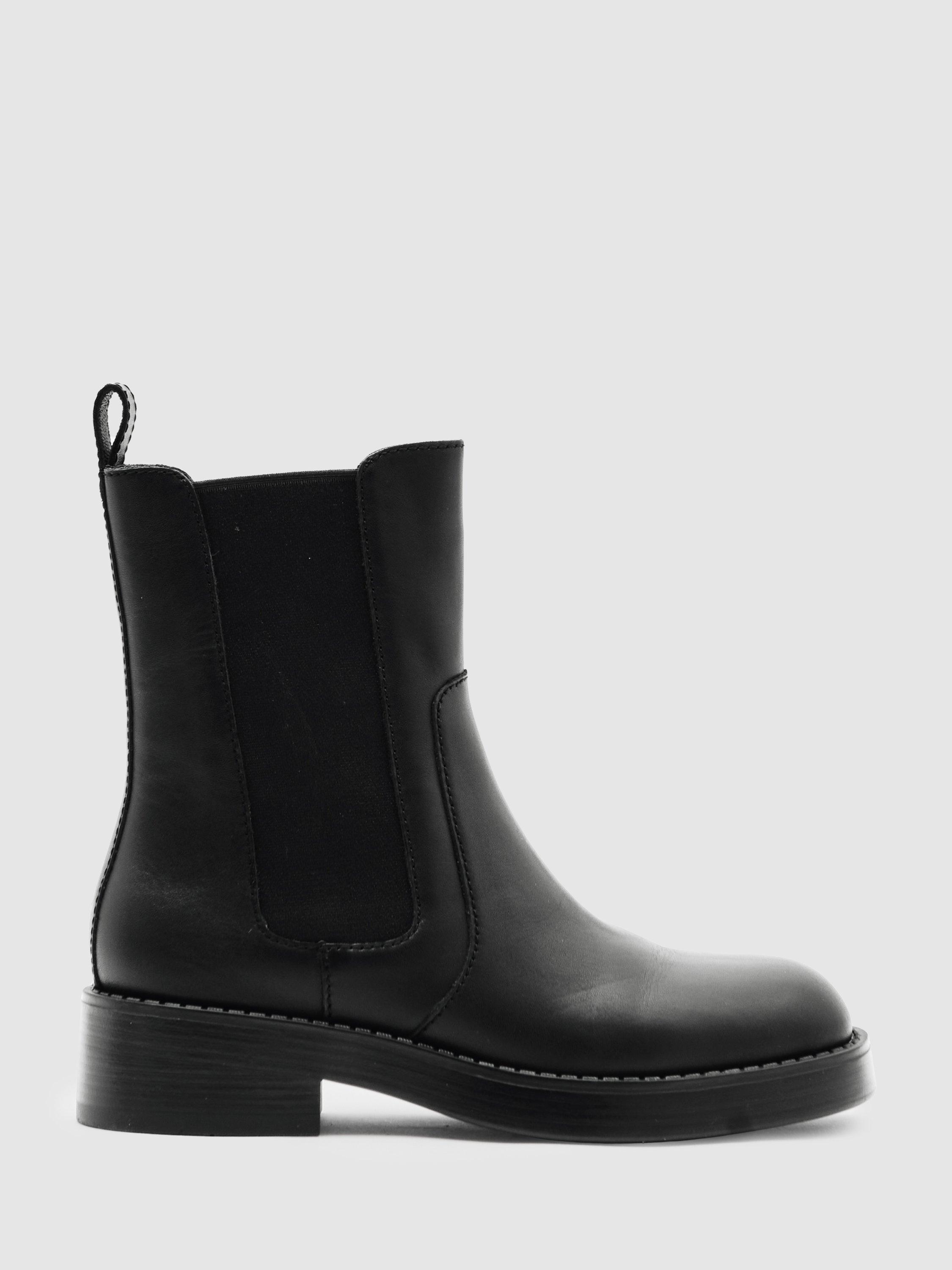 Product image 1 of 5, which shows Reiss Phoebe Leather Chelsea Boots, Black, 3