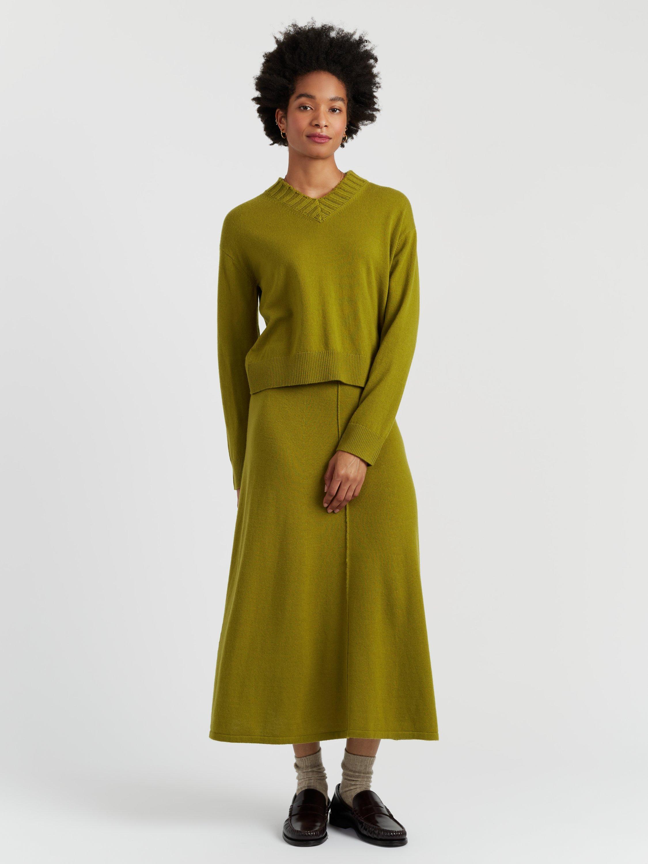 Product image 1 of 4, which shows Chinti & Parker Ribbed V-Neck Wool Rich Jumper, Olive, XS