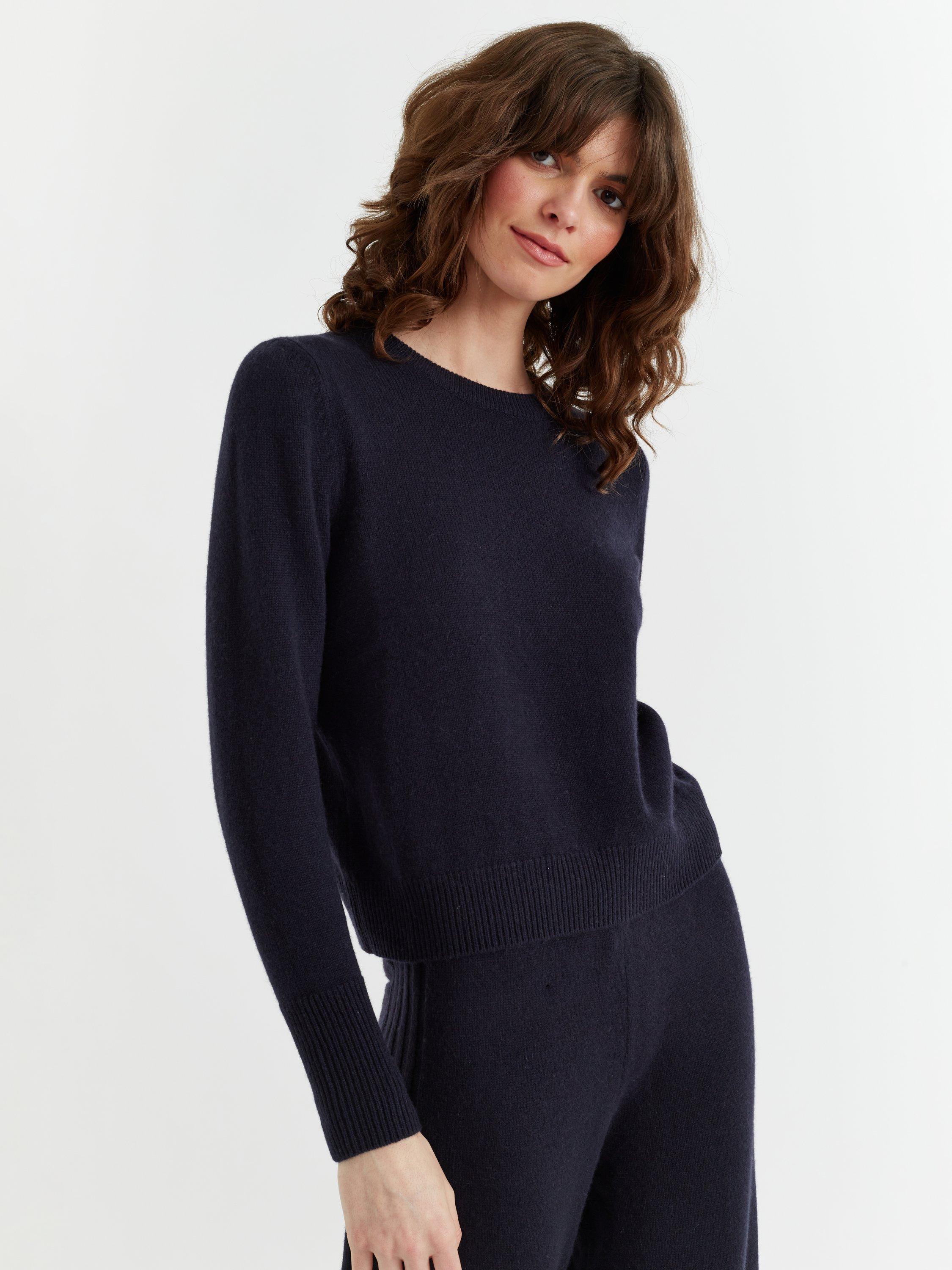 Product image 3 of 4, which shows Chinti & Parker Cropped Pure Cashmere Jumper, Navy, XS