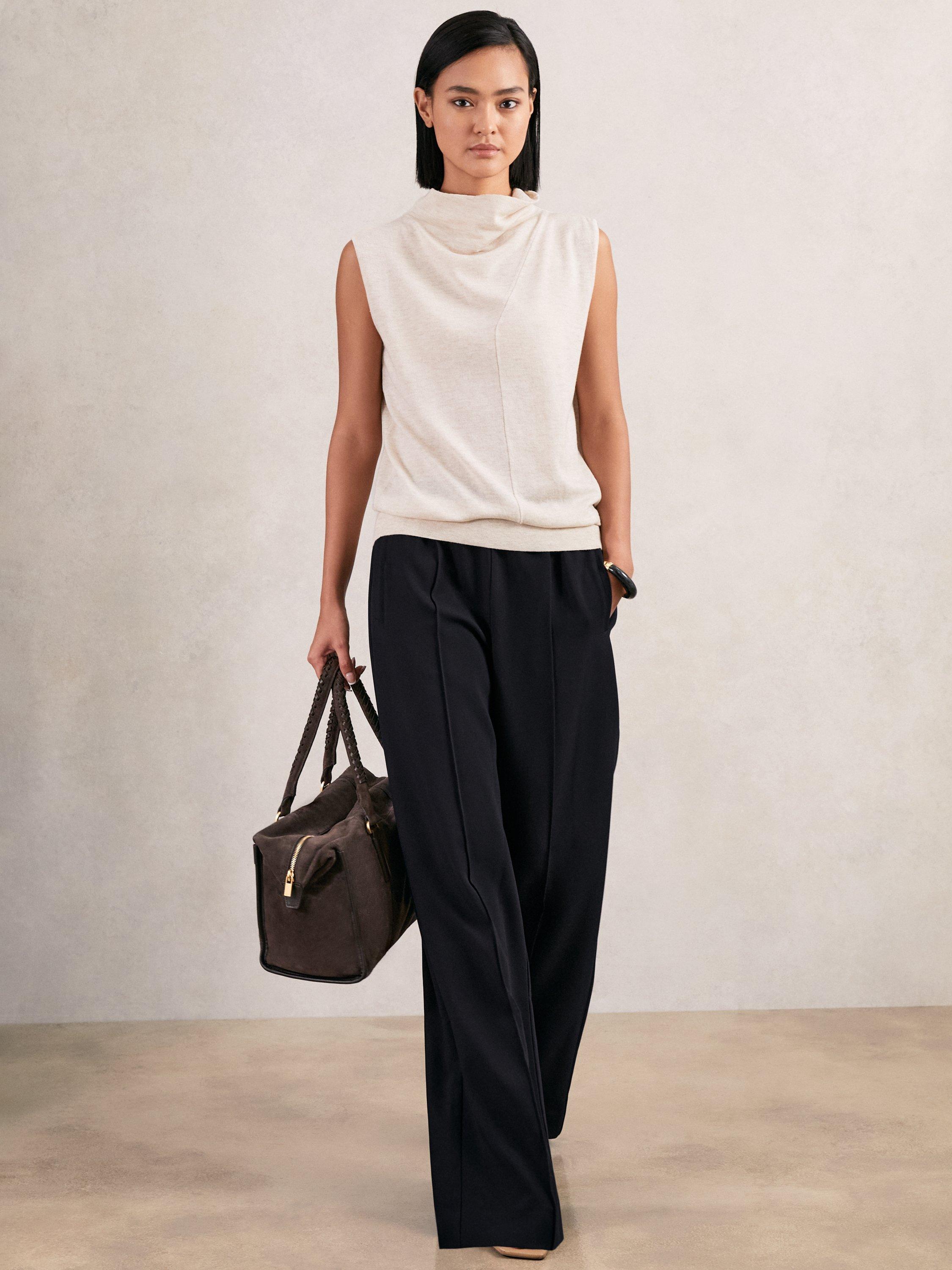 Product image 1 of 5, which shows Reiss Robyn Wide Leg Tailored Trousers, Navy, 8R