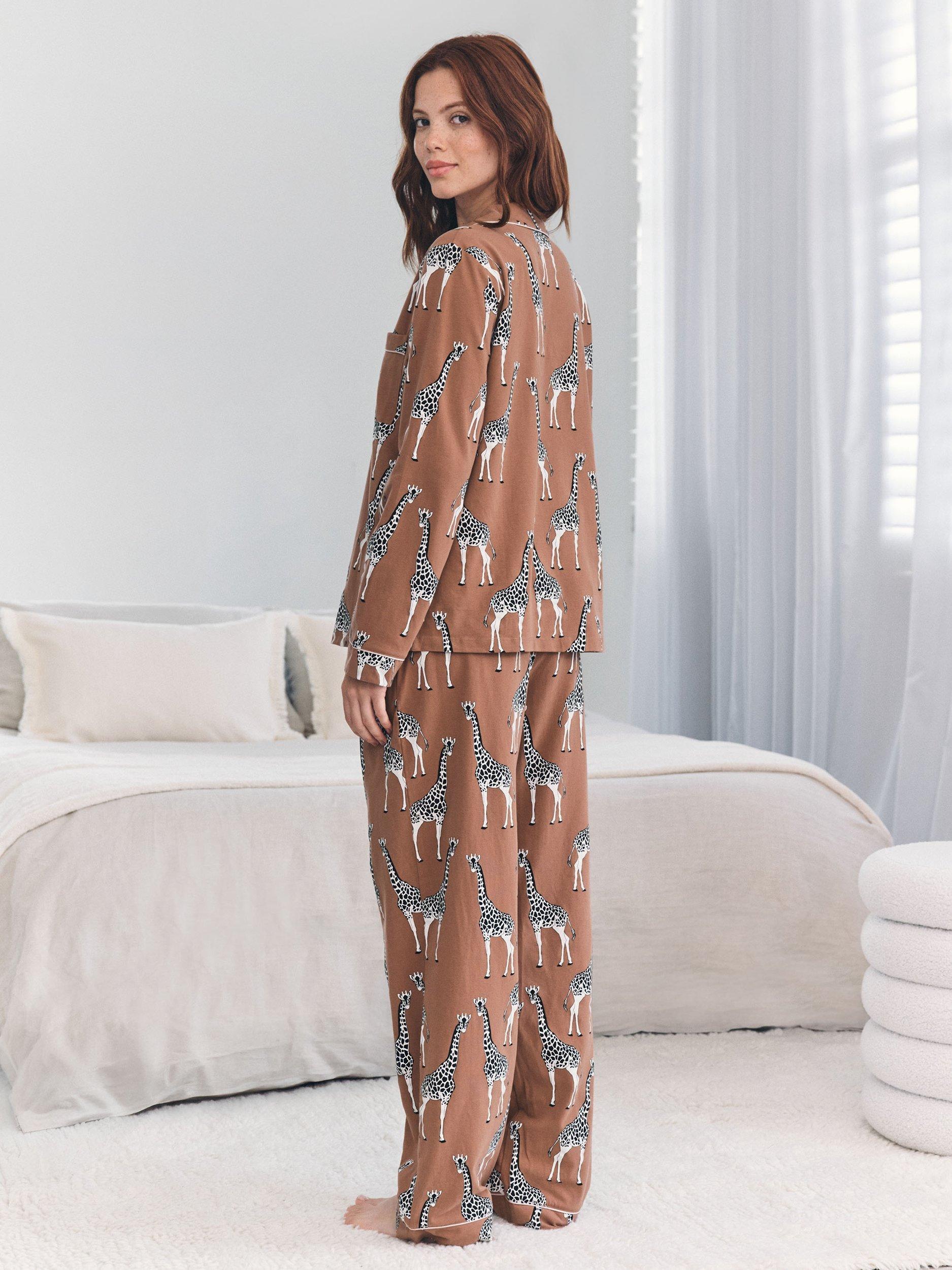 Product image 4 of 8, which shows Chelsea Peers Giraffes Long Pyjama Set, Brown, 6