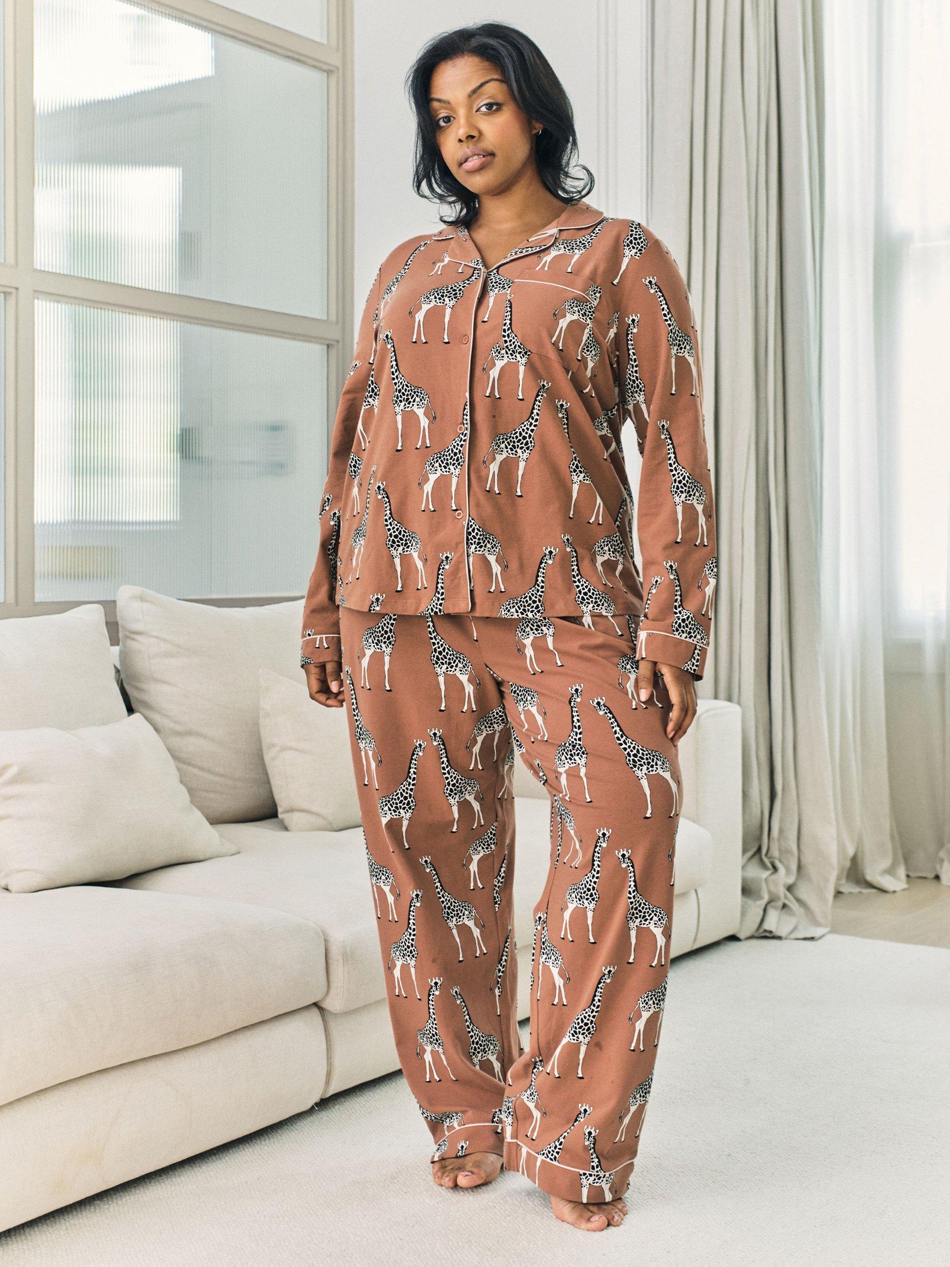 Product image 7 of 8, which shows Chelsea Peers Giraffes Long Pyjama Set, Brown, 6