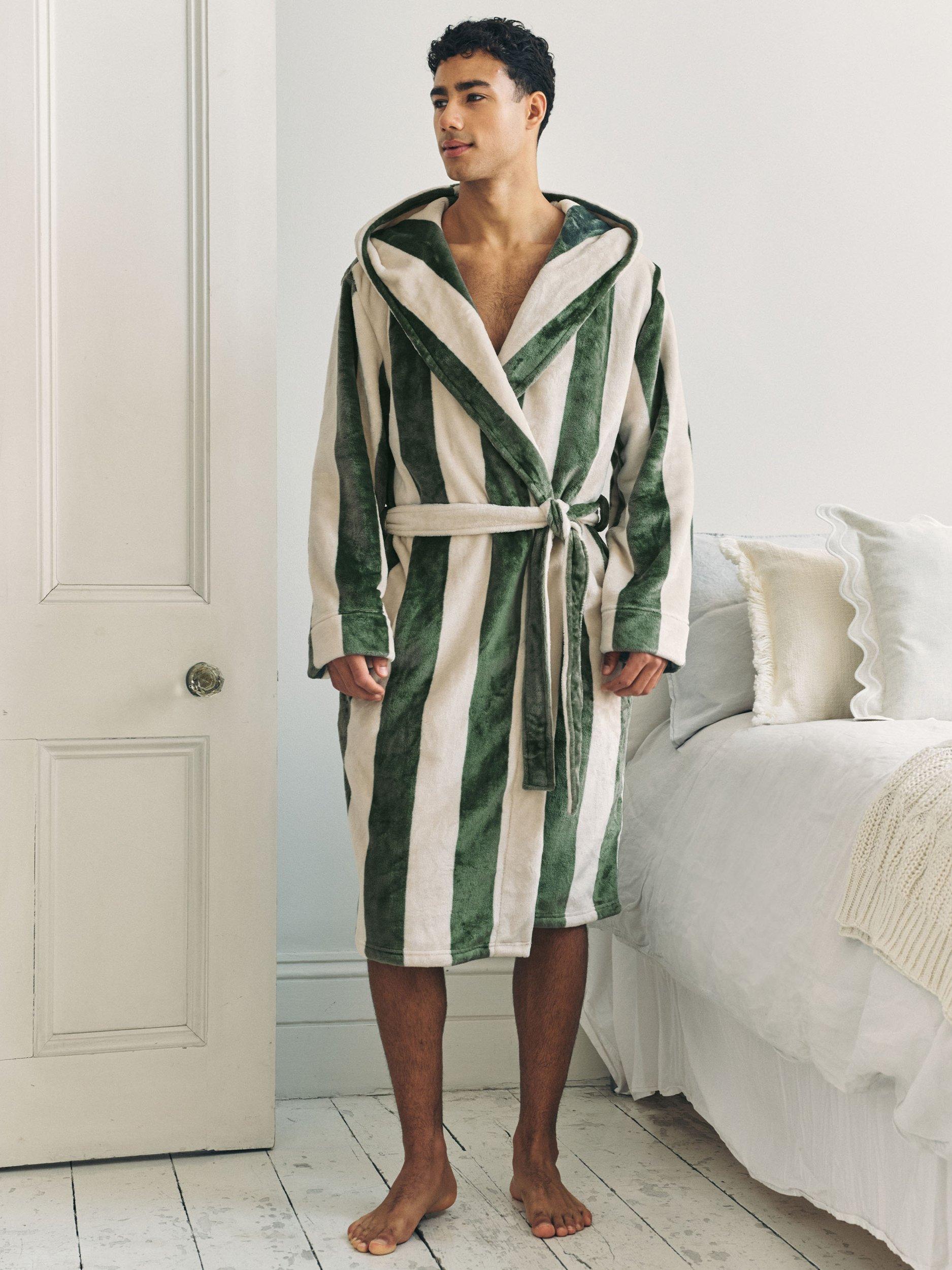 Product image 1 of 5, which shows Chelsea Peers Stripe Dressing Down, White/Green, S