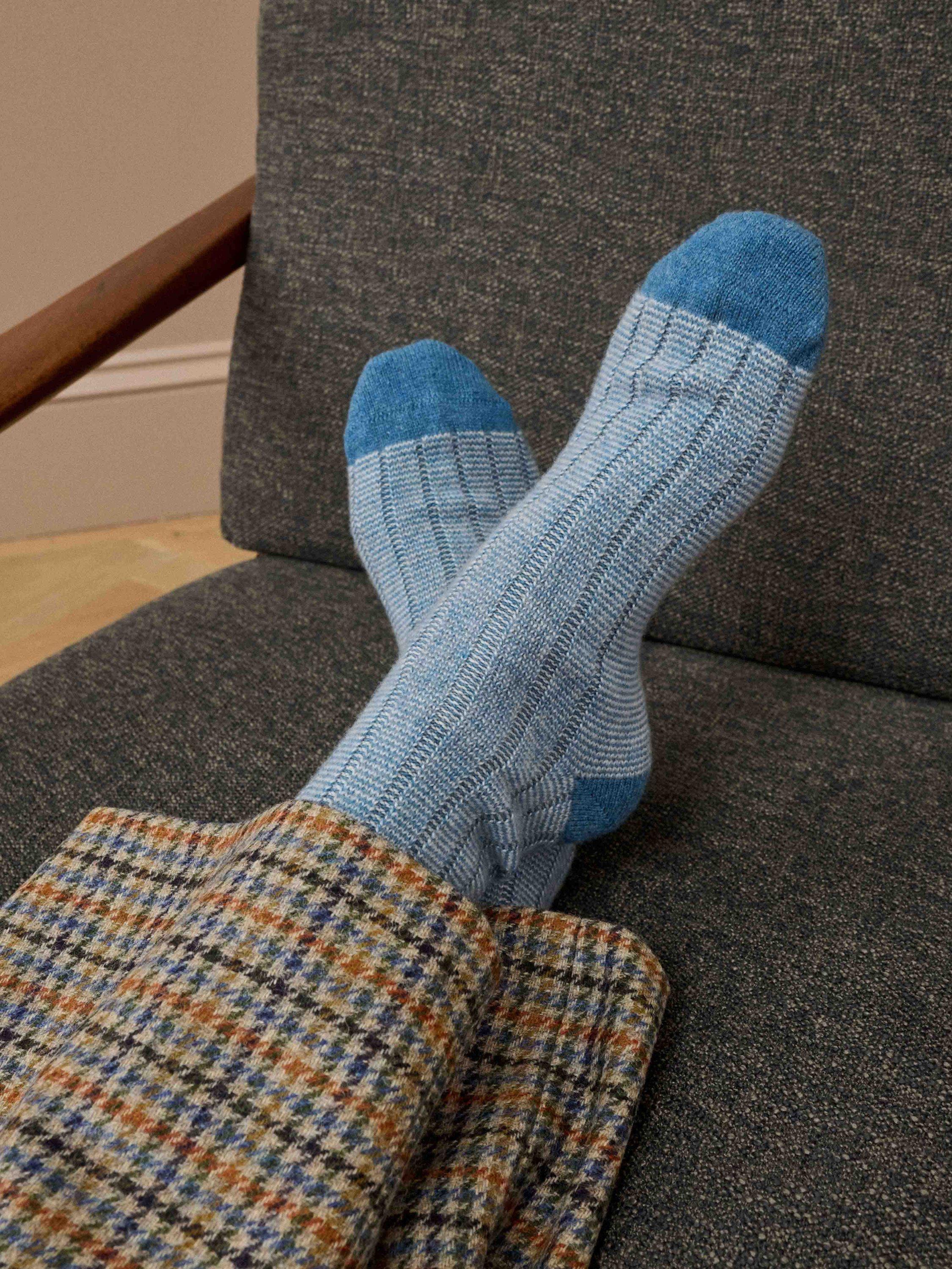 Product image 2 of 2, which shows Brora Stripe Cashmere Rich Socks, Dusk/Pearl, 6-7