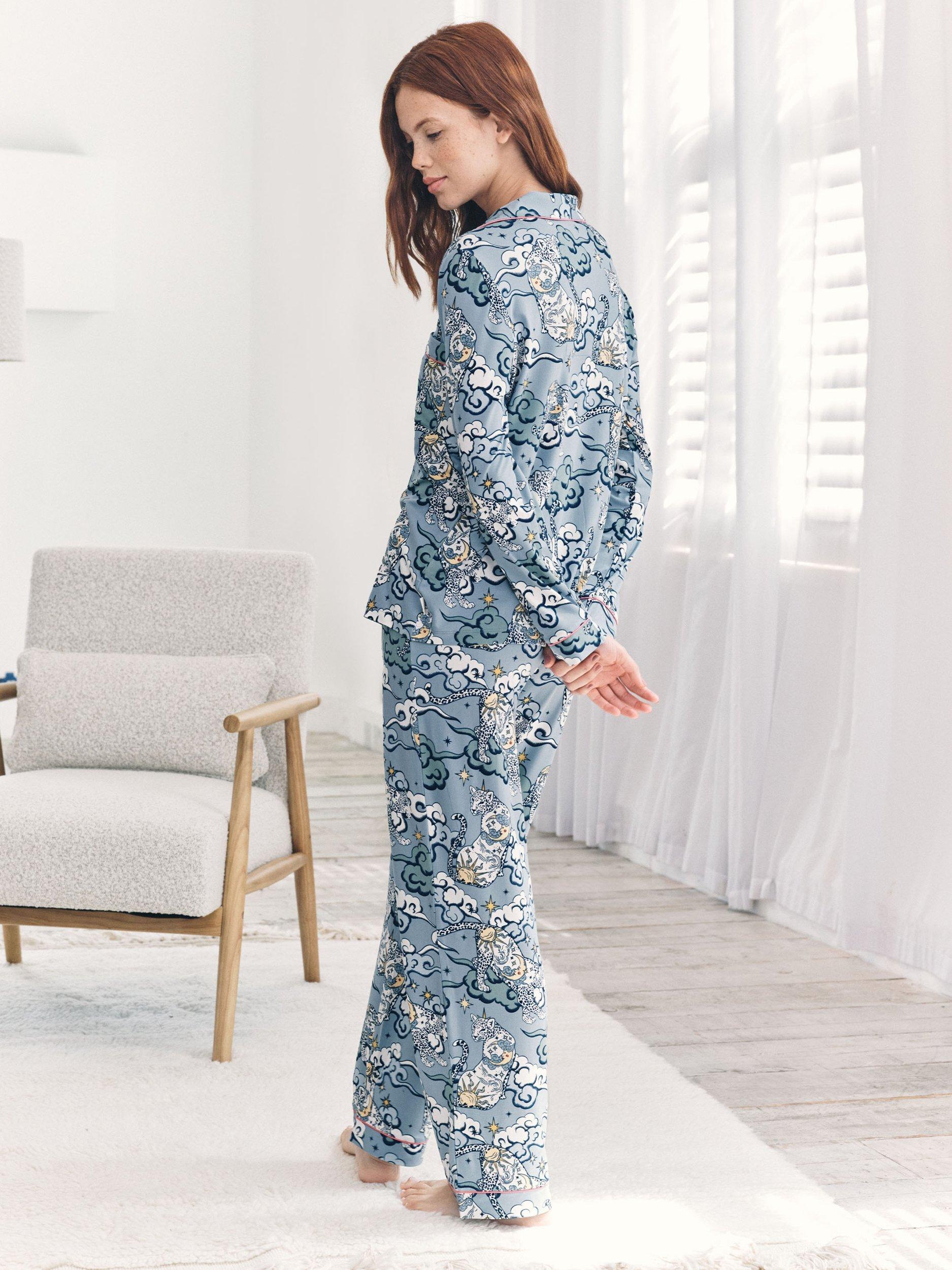 Product image 4 of 6, which shows Chelsea Peers Dream Leopard Long Pyjama Set, Blue, 10