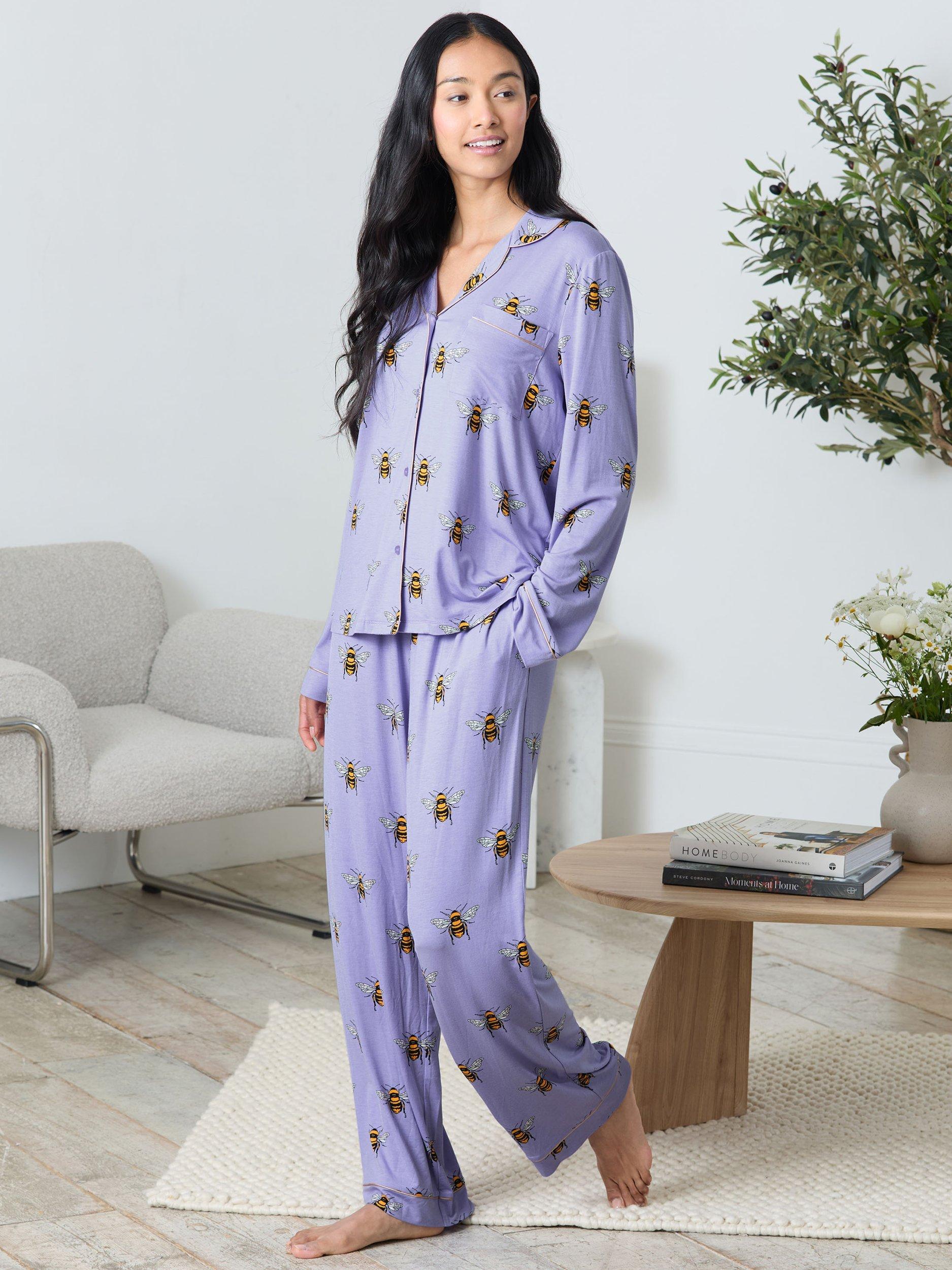 Product image 5 of 7, which shows Chelsea Peers Bee Button Through Long Pyjama Set containing TENCEL™ Modal, Lilac, 10