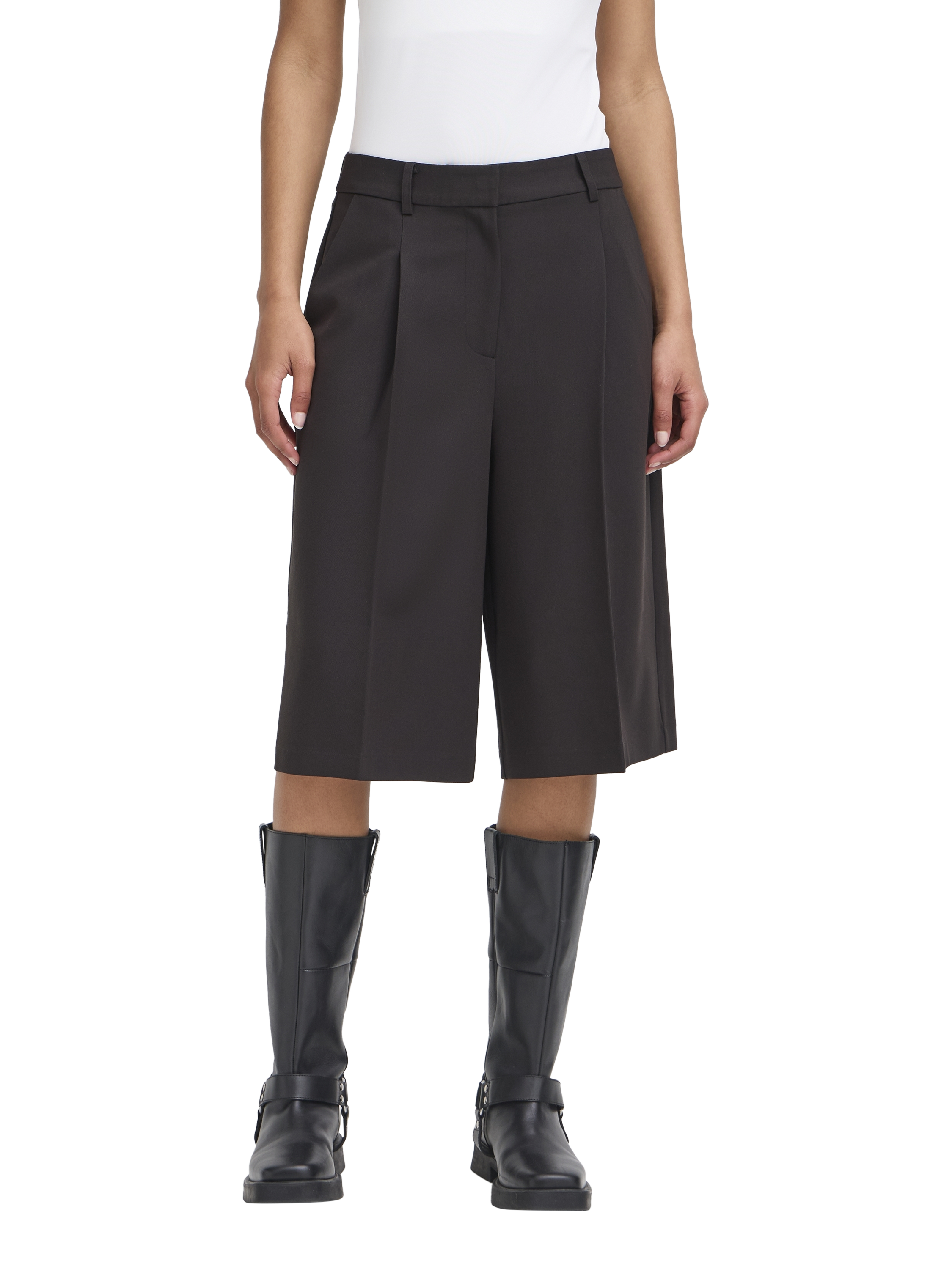 Product image 1 of 7, which shows ICHI Filano Tailored Shorts, Black, 8