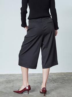 Sisters Point Tailored Culotte Shorts, Black - view 2, Black