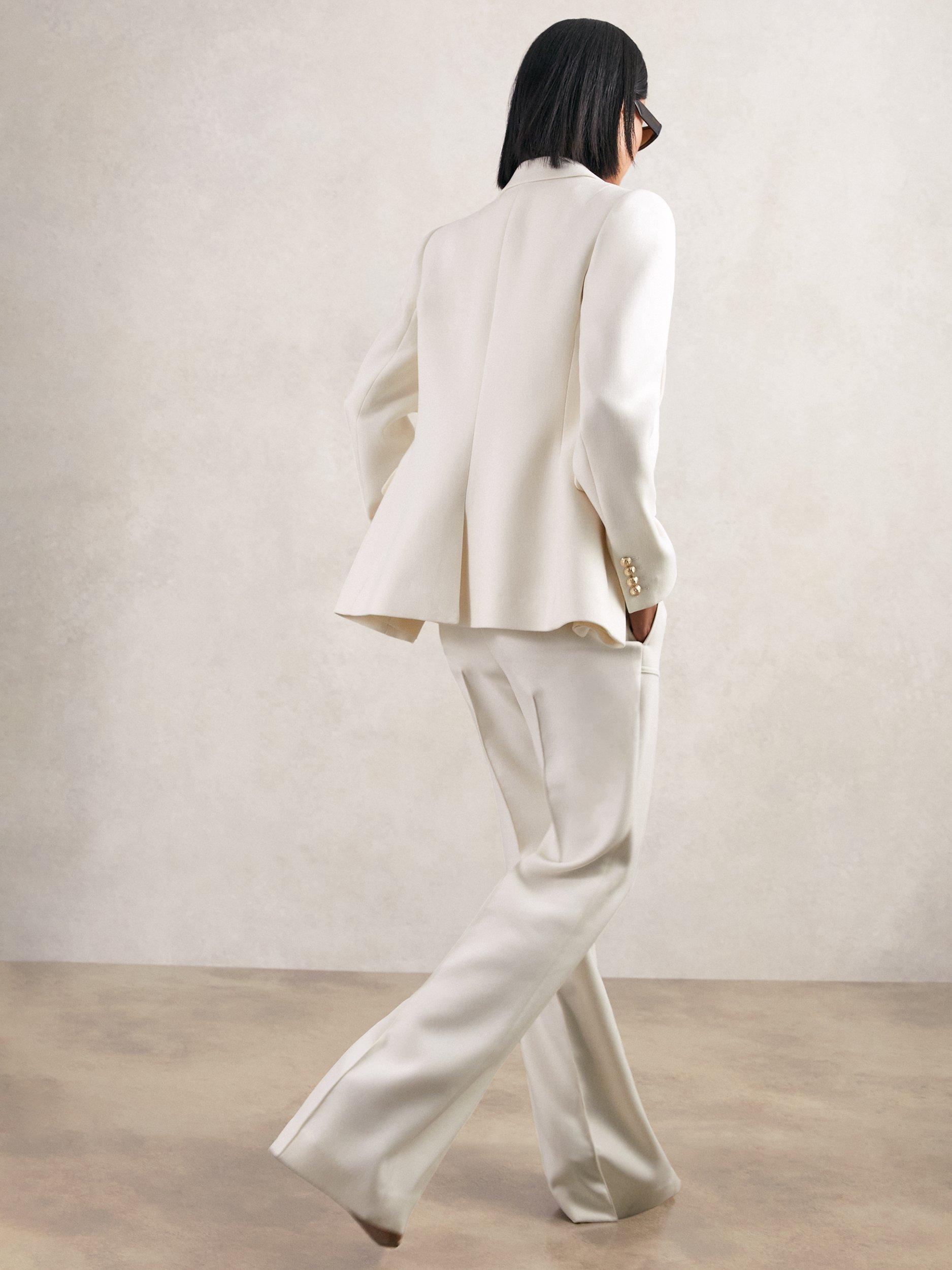 Product image 2 of 5, which shows Reiss Lily Wool Blend Double-Breasted Twill Suit Blazer, White, 8Pt