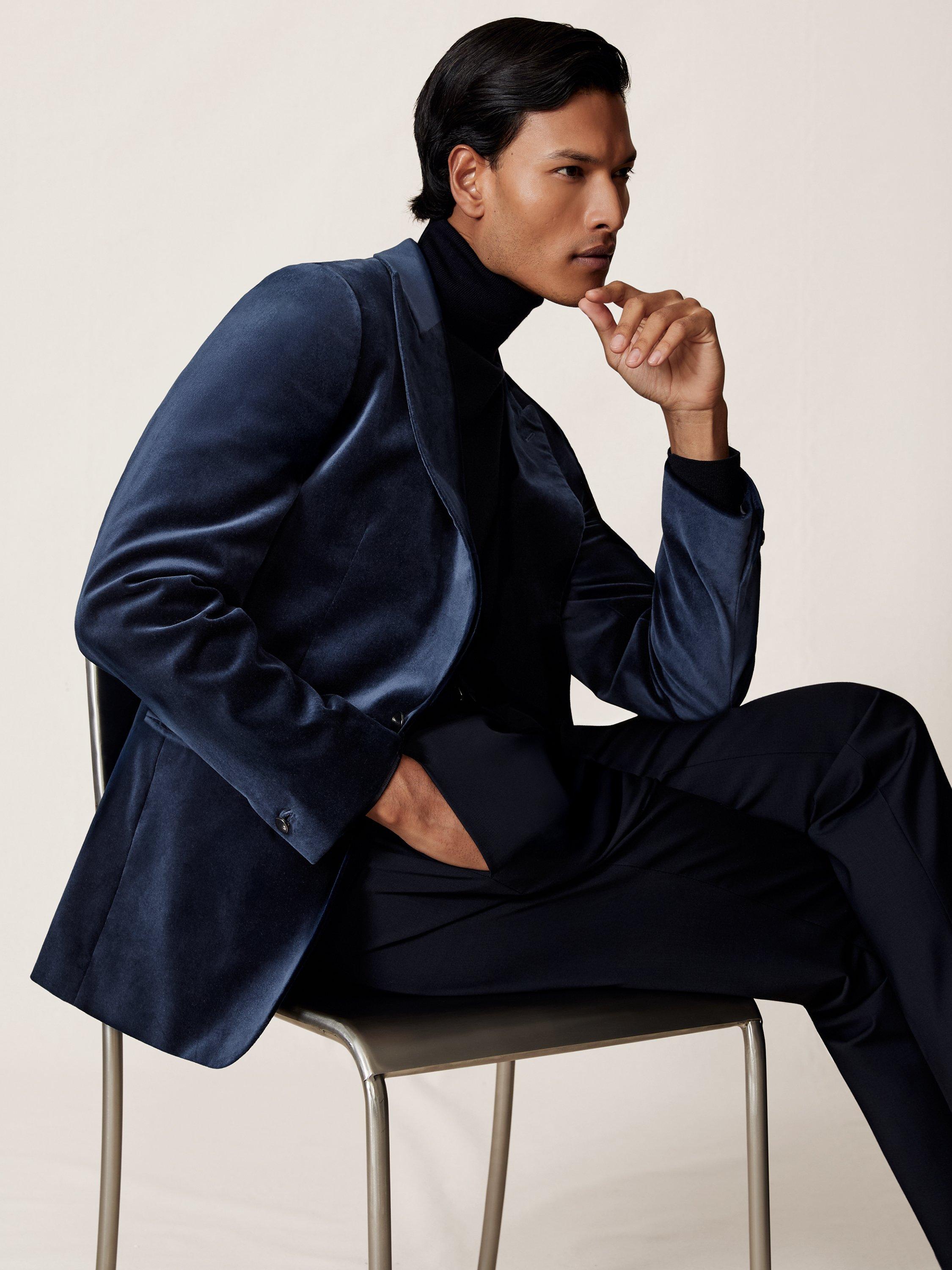 Product image 1 of 5, which shows Reiss Aspara Single Breasted Velvet Blazer, Navy, 44