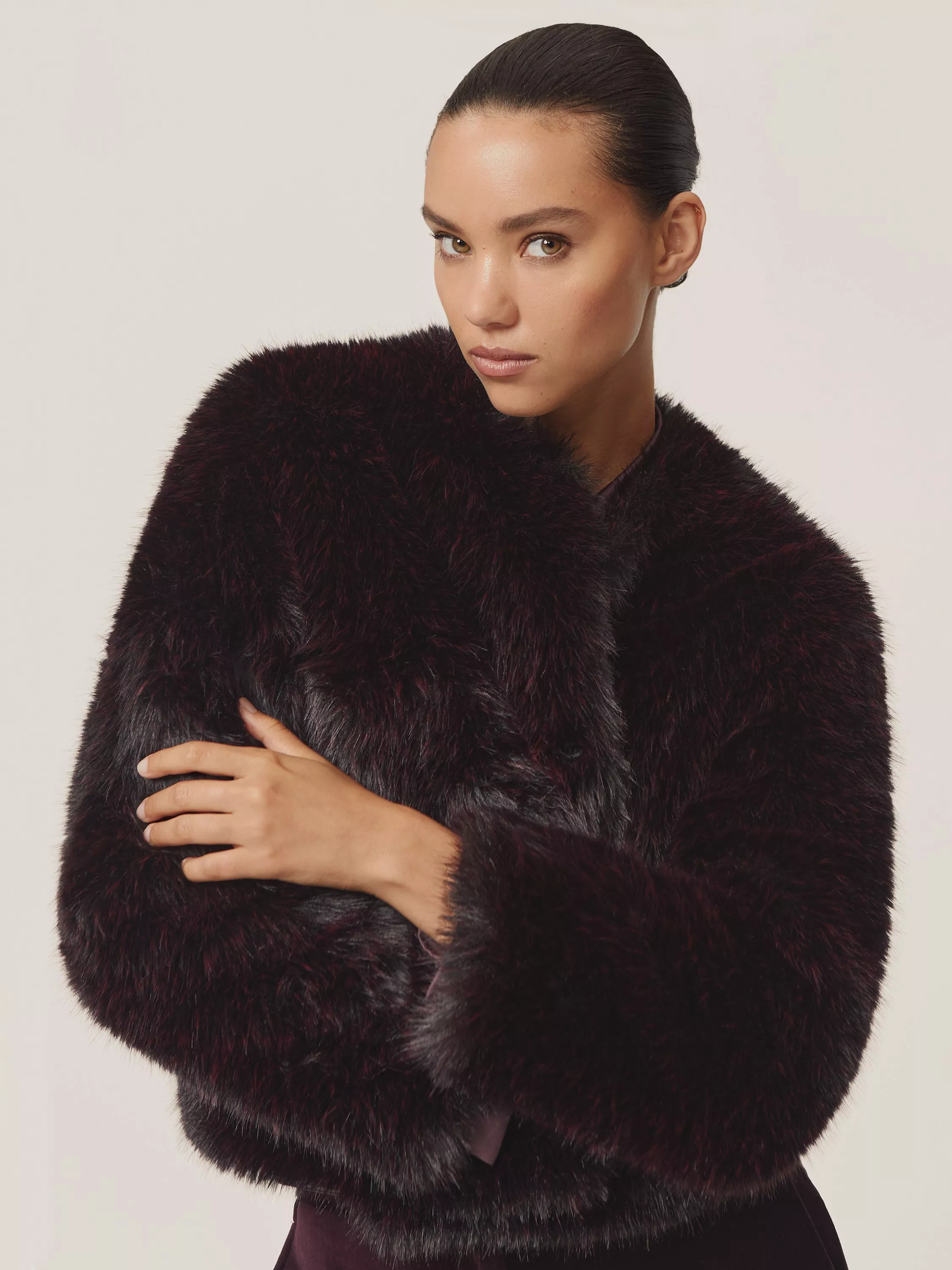 IMMUNE faux fur camisole Nude Seamless Firm Comfortable Cami