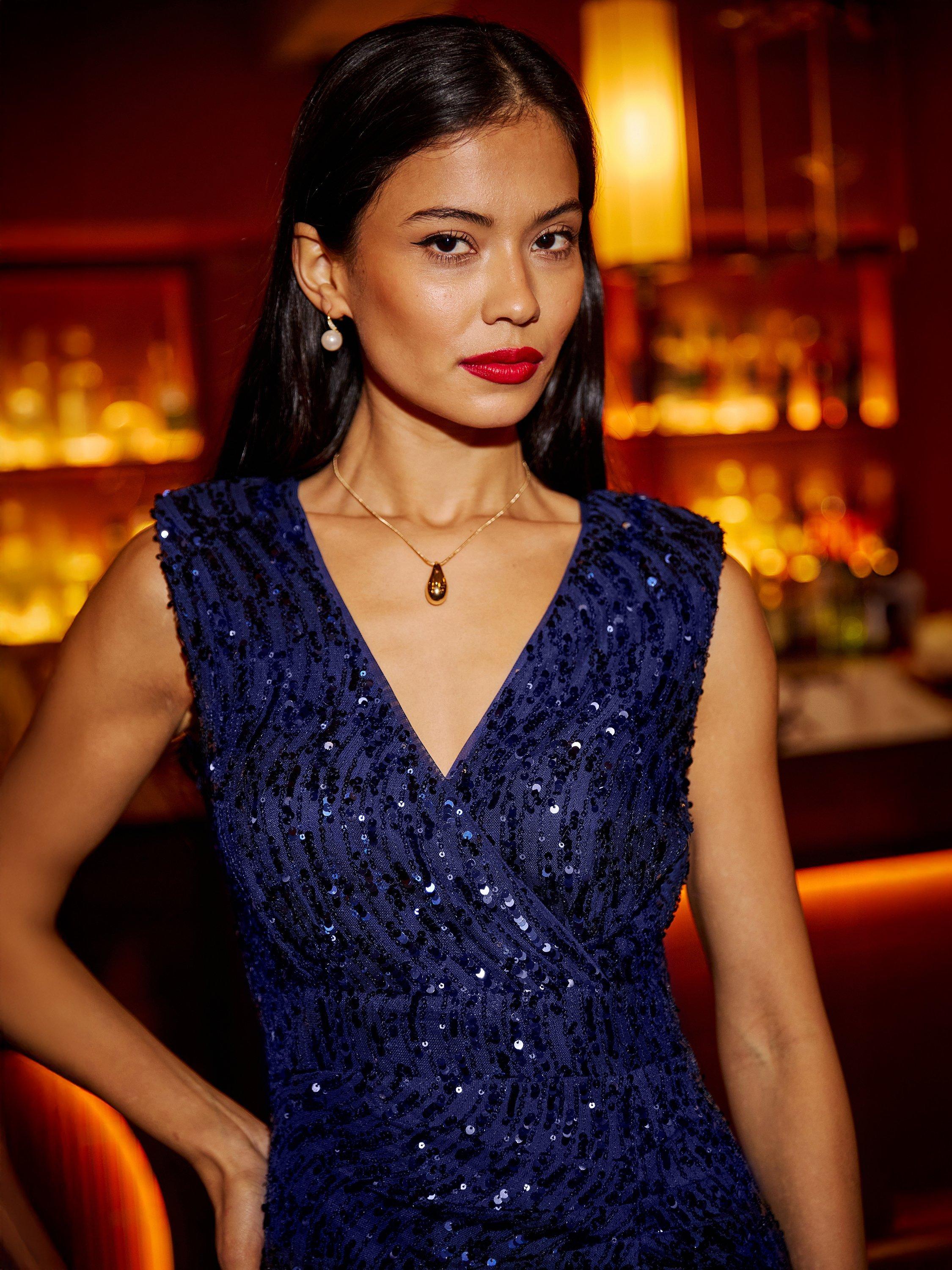 Product image 3 of 5, which shows Yumi Sleeveless Bodycon Midi Dress, Navy, 8