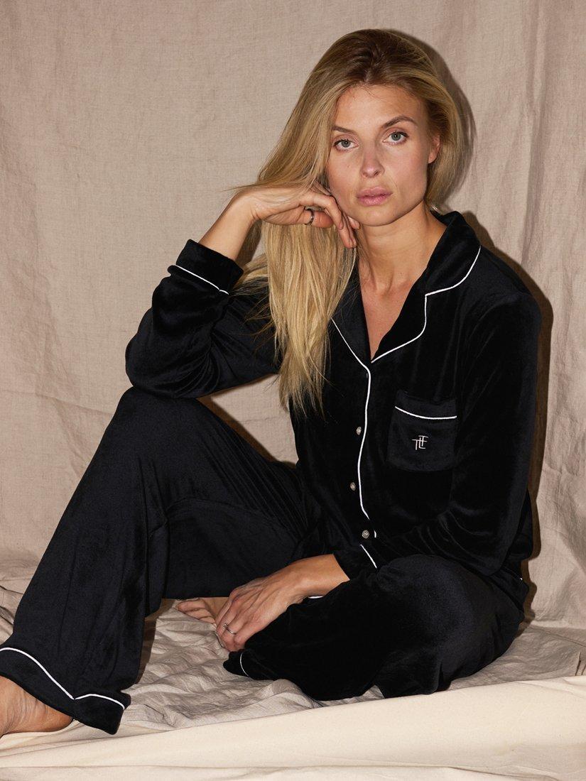 Product image 3 of 10, which shows The Little Tailor Velour Pyjama Set, Black, XS