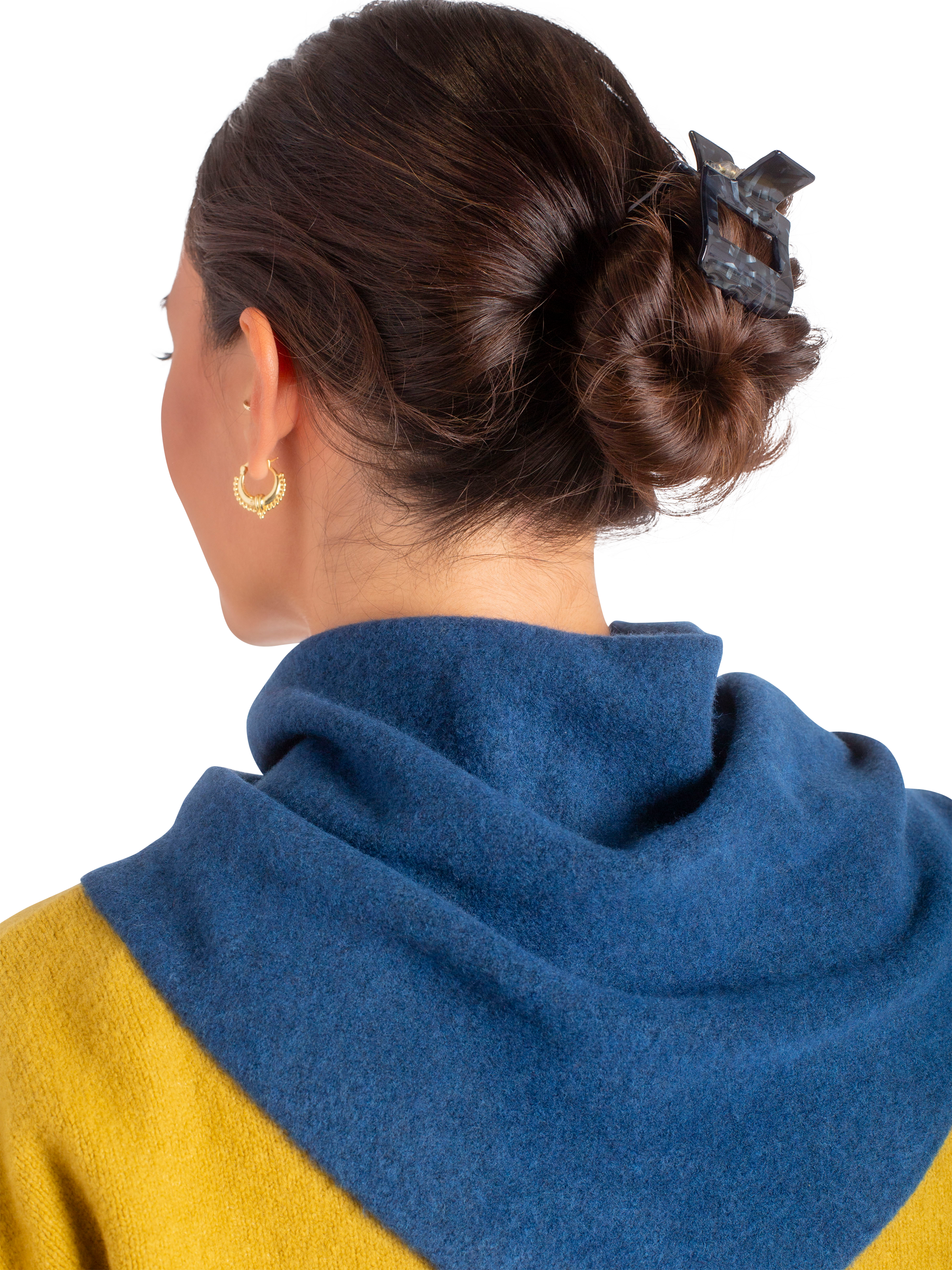 Product image 6 of 9, which shows Bloom & Bay Briar Neck Scarf, Blue, One Size
