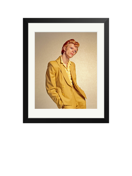 Sonic Editions David Bowie in Yellow Suit Framed Print, Black