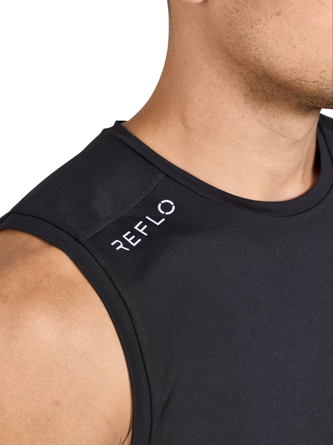 Product image 4 of 6, which shows REFLO Men's Vaal Training Vest, Black, M