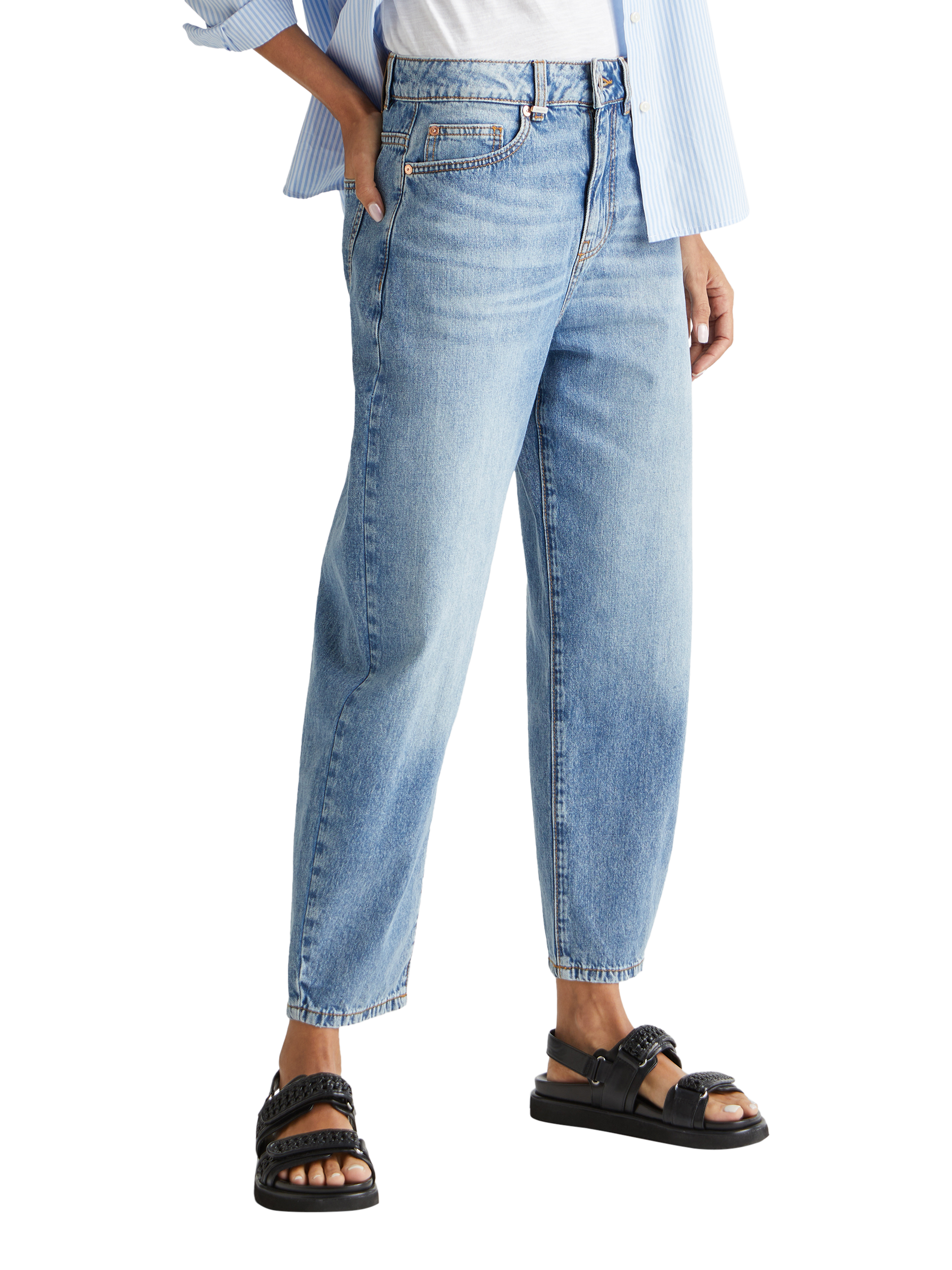Product image 1 of 5, which shows Benetton Cotton Boyfriend Jeans, Blue, 26S