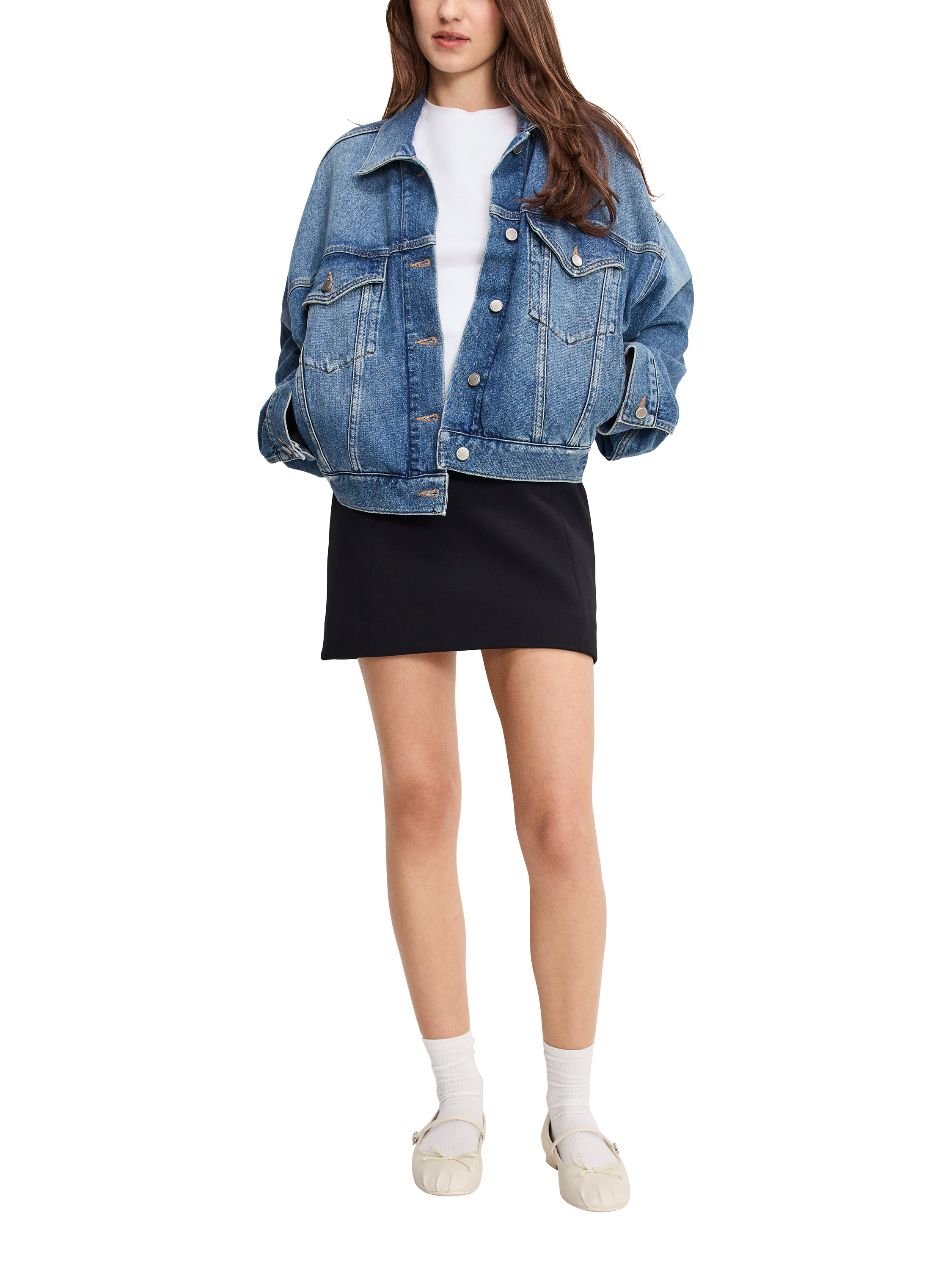 Product image 2 of 4, which shows Good American Crop Pleated Trucker Jacket, Blue, XS