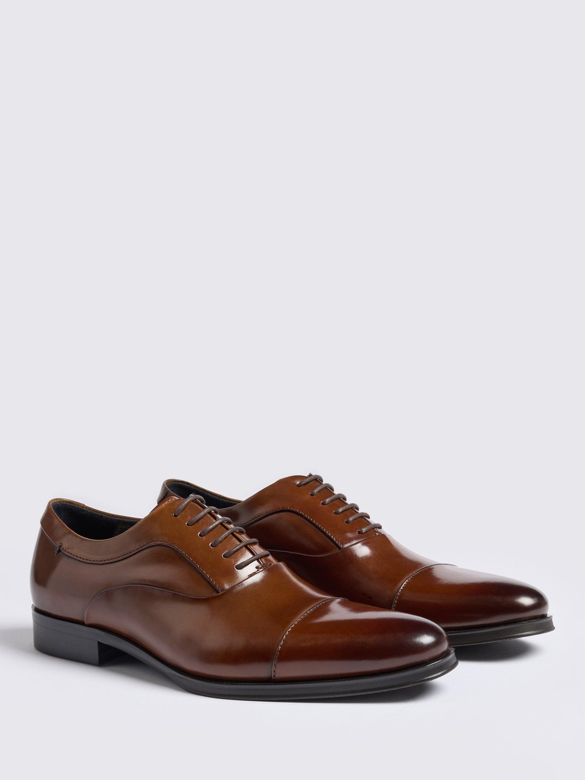 Product image 2 of 4, which shows Moss John White Guildhall Brown Oxford Shoes, Tan, 6
