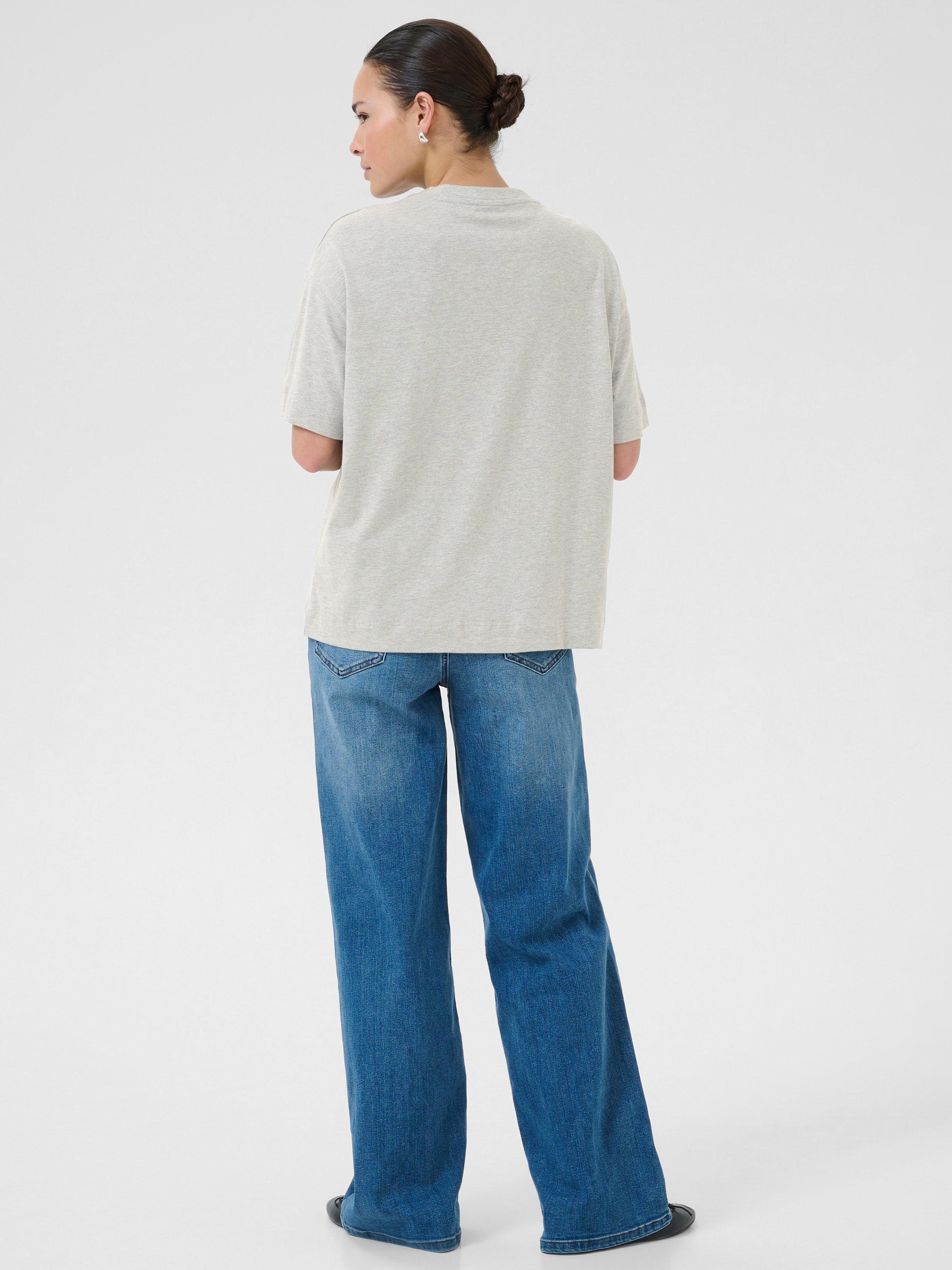 Product image 2 of 6, which shows KAFFE Curve Tomina Oversized T-Shirt, Grey Melange, XS