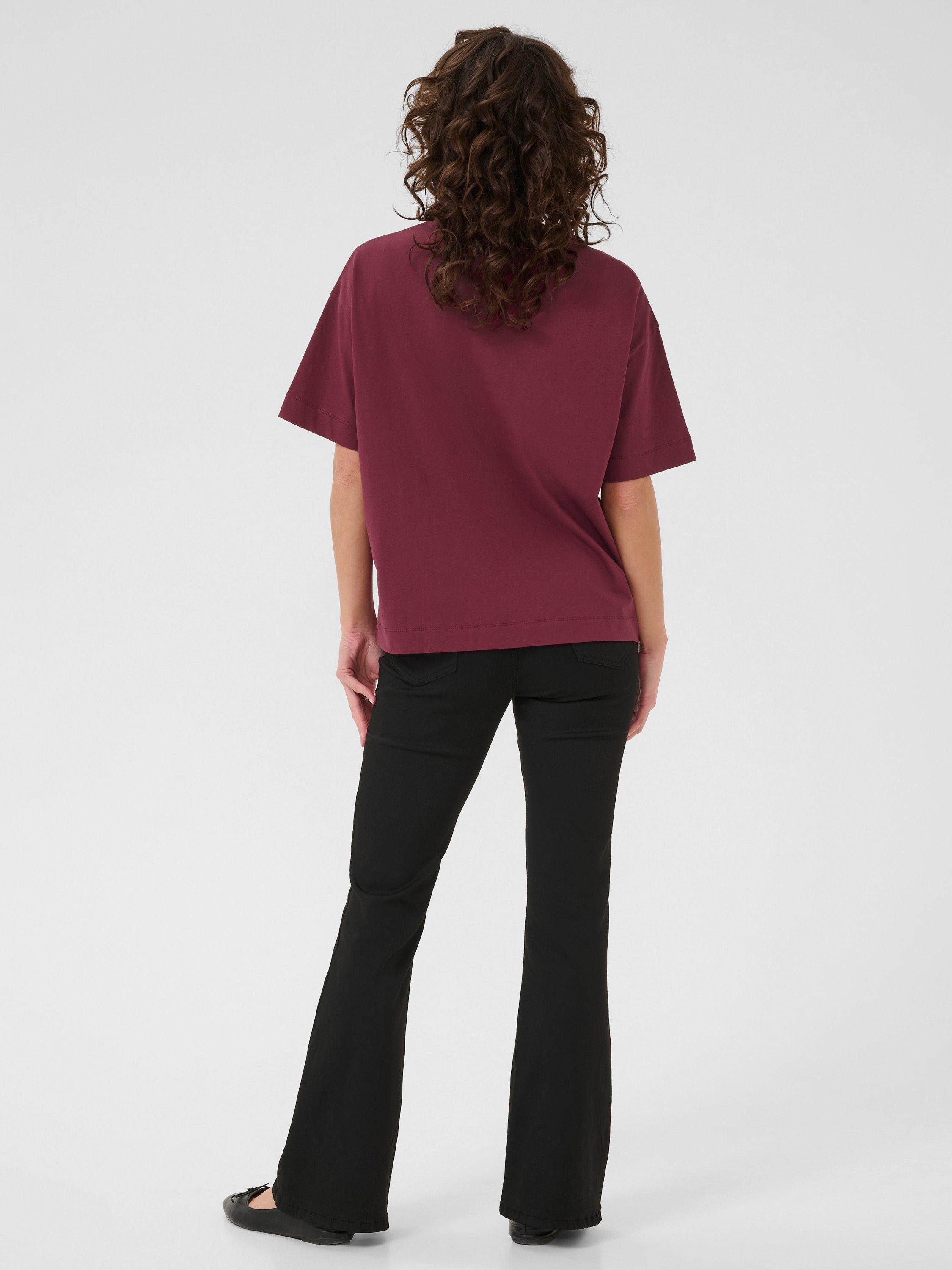 Product image 2 of 6, which shows KAFFE Curve Tomina Oversized T-Shirt, Windsor Wine, L