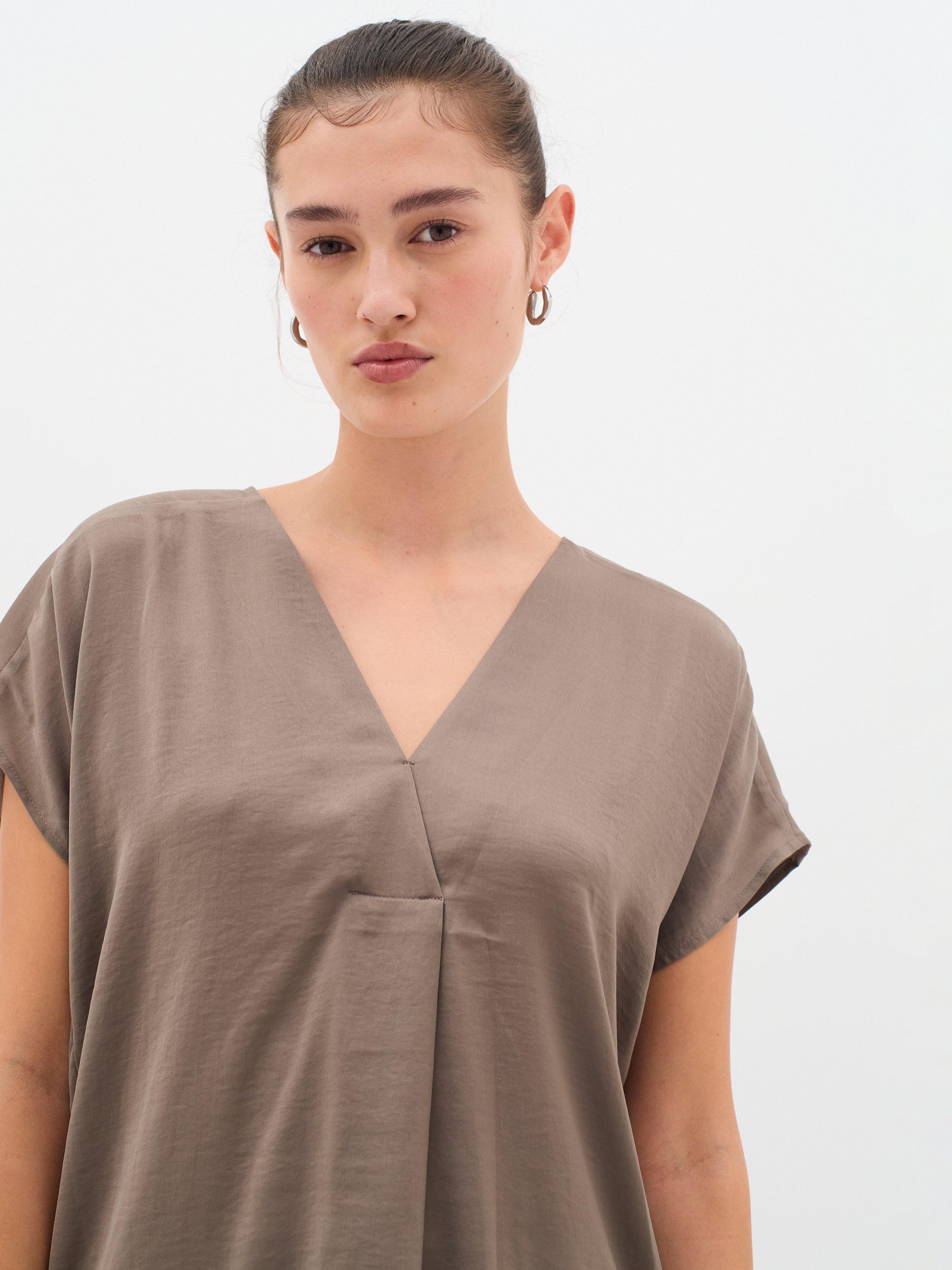 Product image 4 of 5, which shows InWear Rinda V-Neck Blouse , Sandy Grey, 8