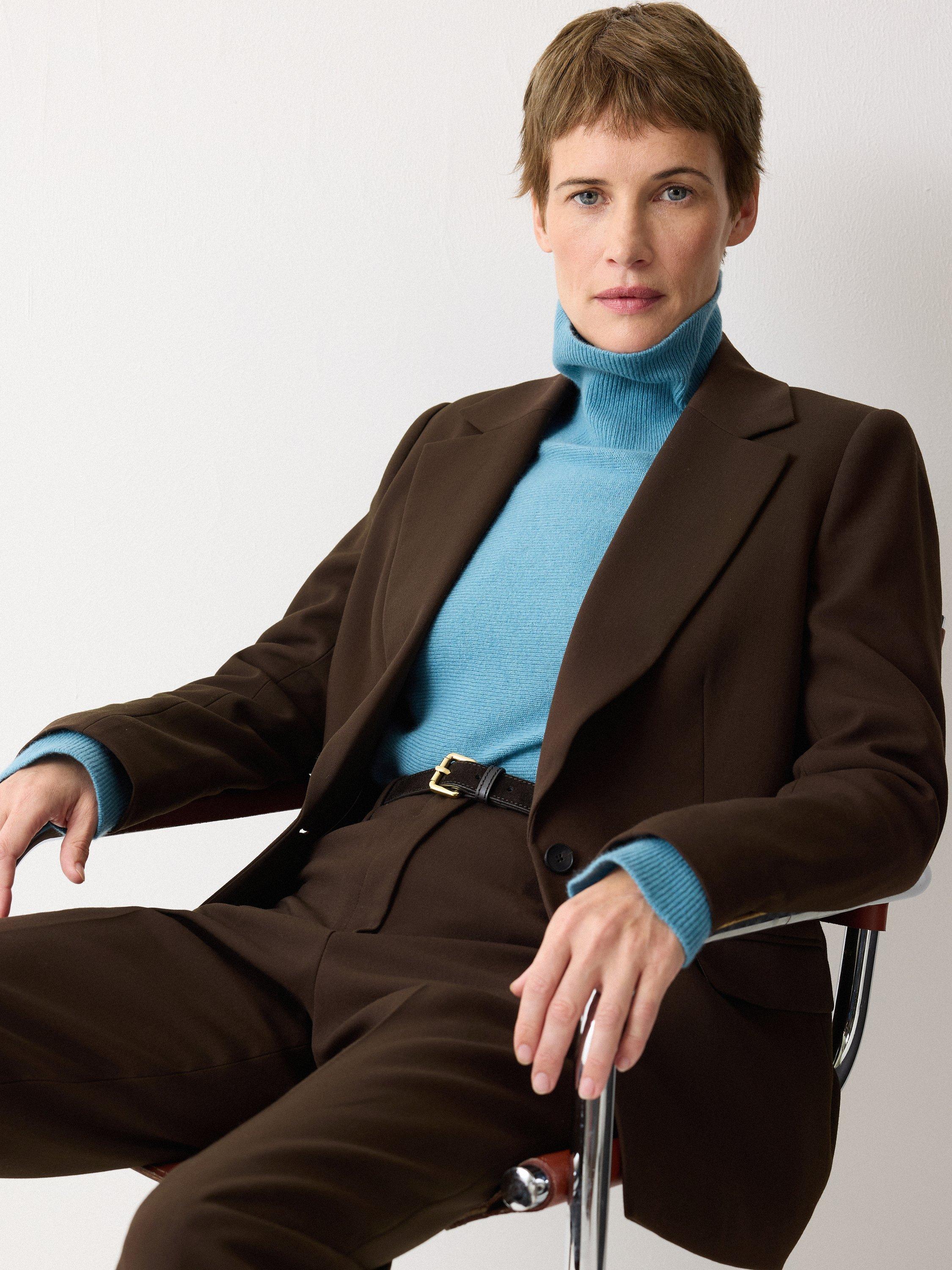 Product image 4 of 6, which shows Jigsaw Kenley Crepe Blazer, Brown, 6