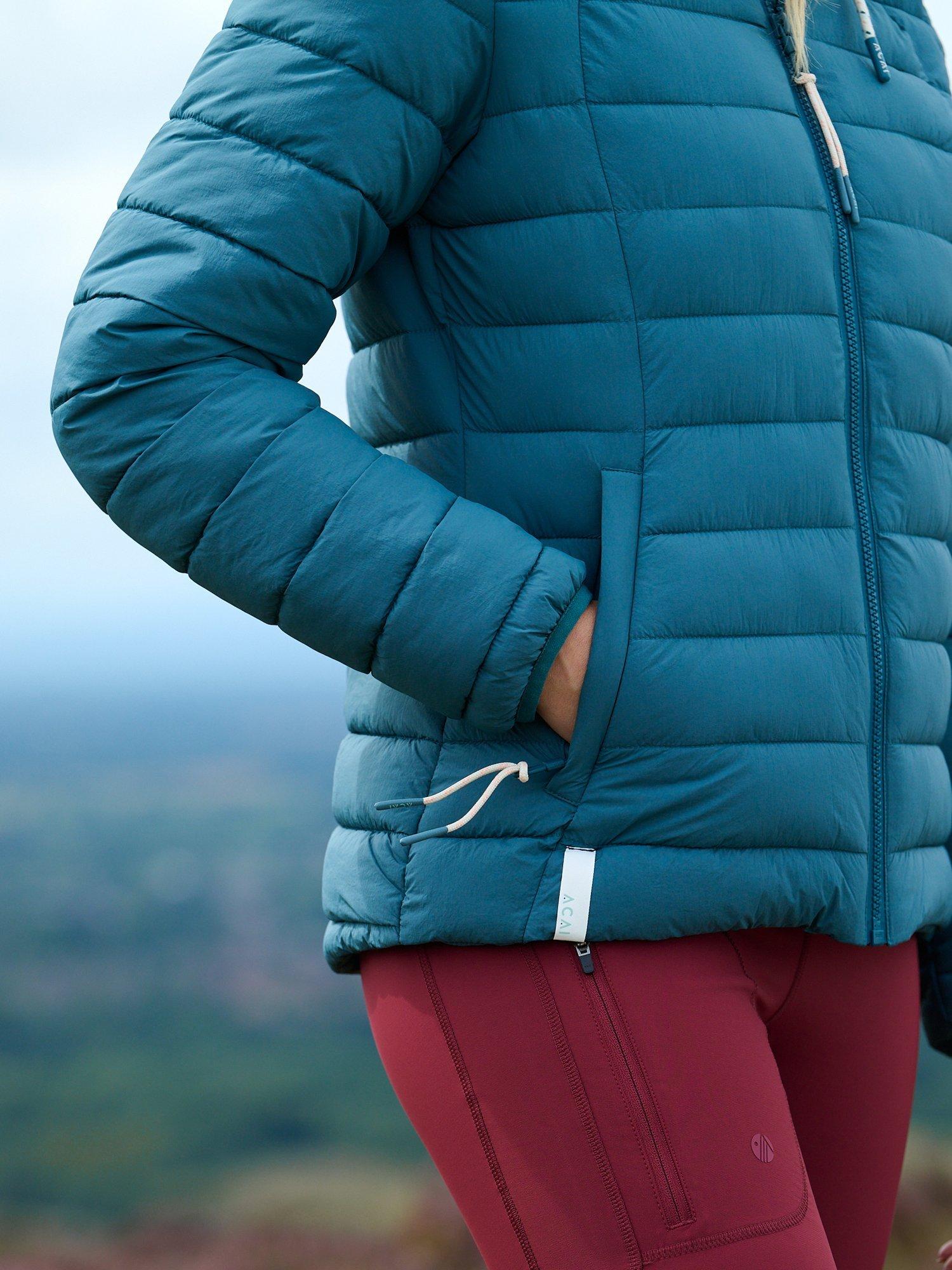 Product image 4 of 8, which shows ACAI Cloudguard Hooded Jacket, Wild Fern, 6