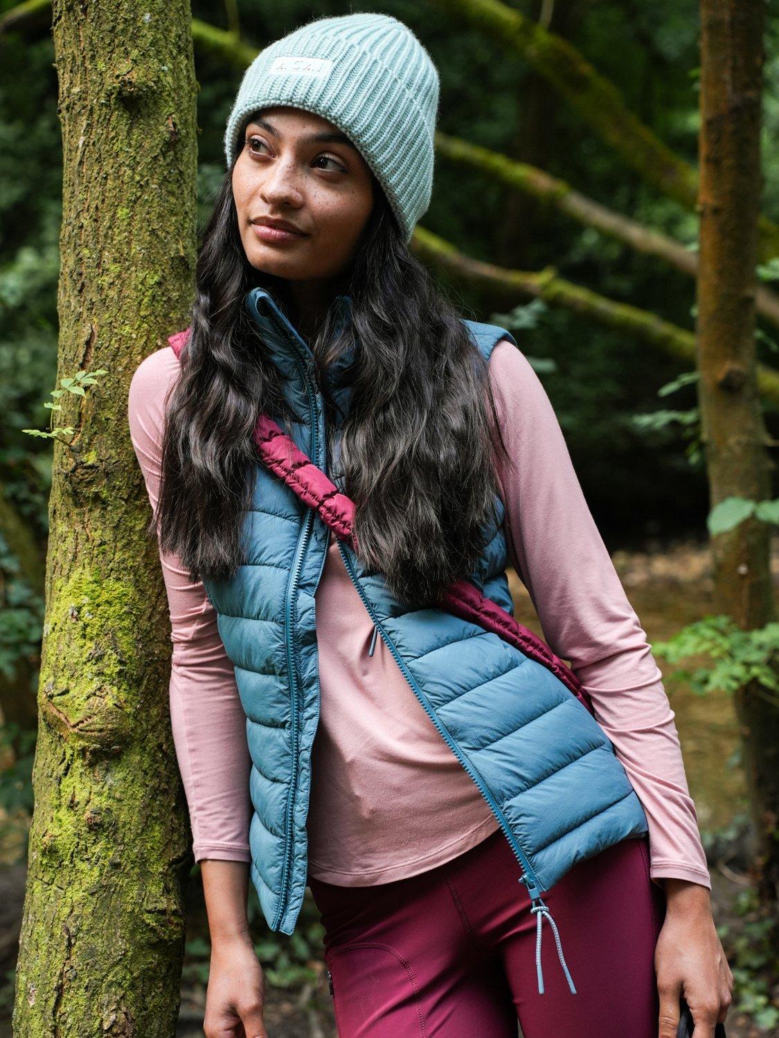 Product image 8 of 8, which shows ACAI Cloudguard Gilet, Wild Fern, 6