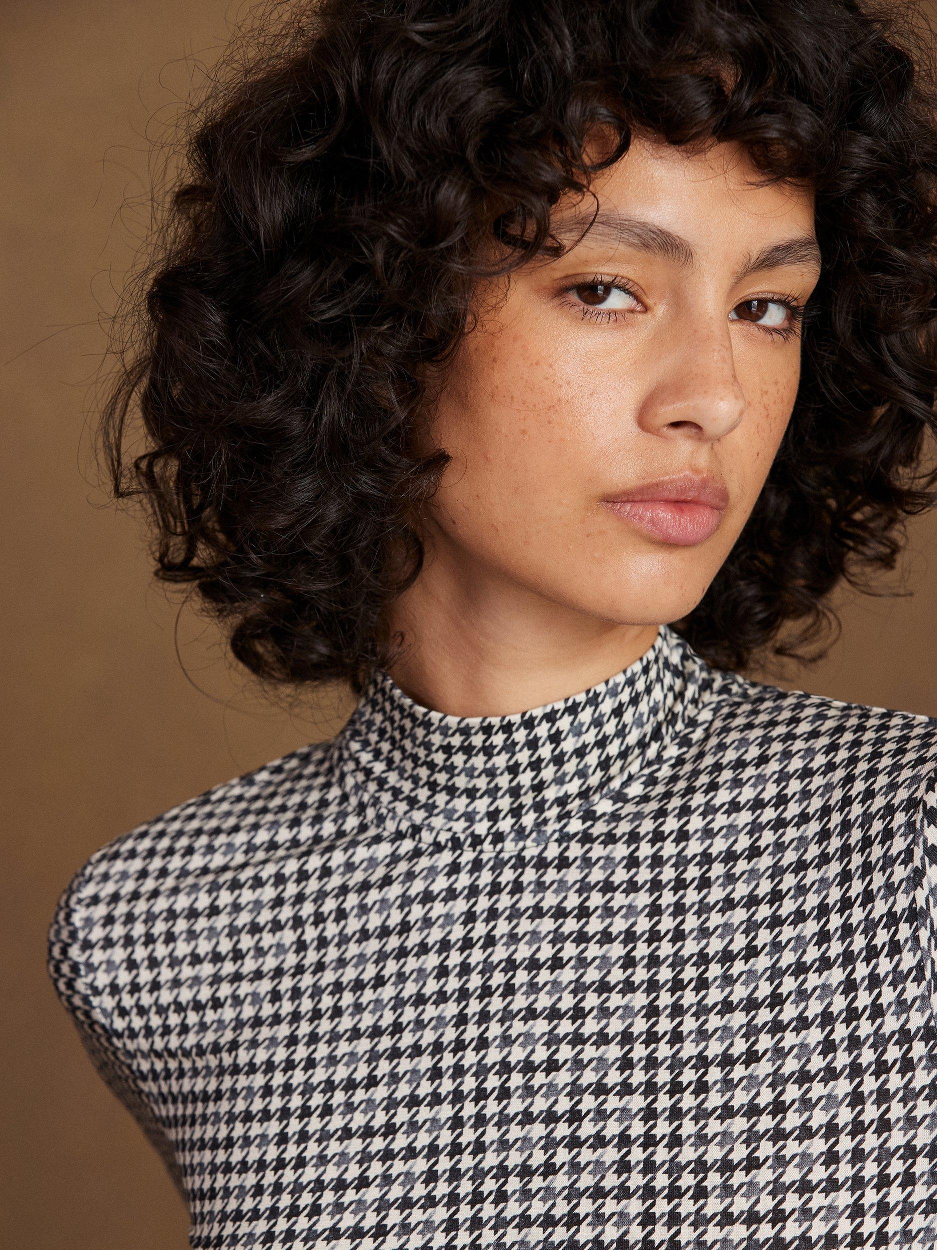 Product image 3 of 5, which shows Ro&Zo HIgh Neck Houndstooth A-Line Maxi Dropped, Grey, 6