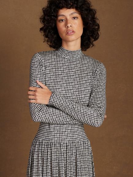 Ro&Zo Petite Houndstooth Dropped Waist Jersey Dress - view 2, Grey