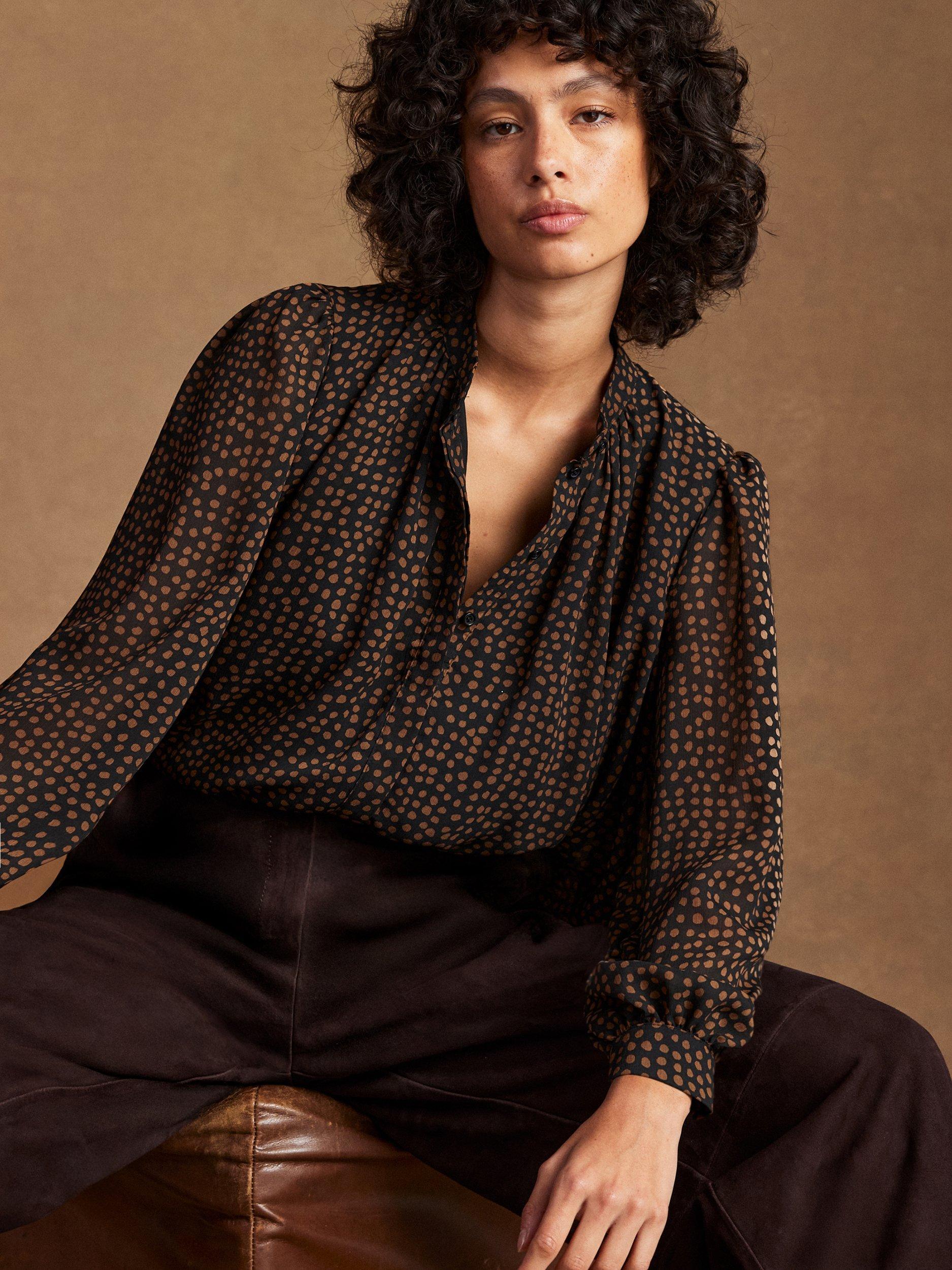 Product image 1 of 5, which shows Ro&Zo Spot Long Sleeve Top, Black/Camel, 6