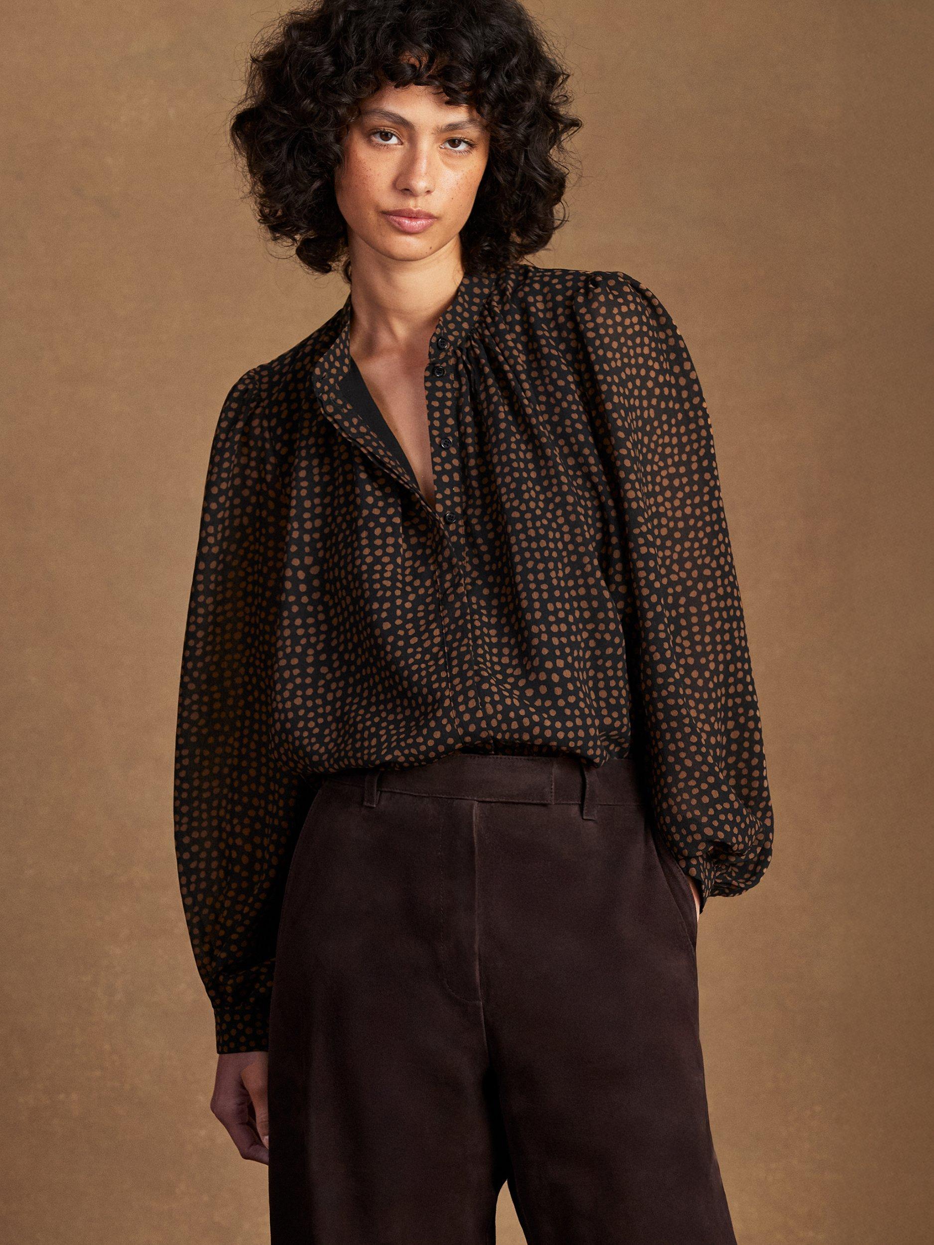 Product image 3 of 5, which shows Ro&Zo Spot Long Sleeve Top, Black/Camel, 6