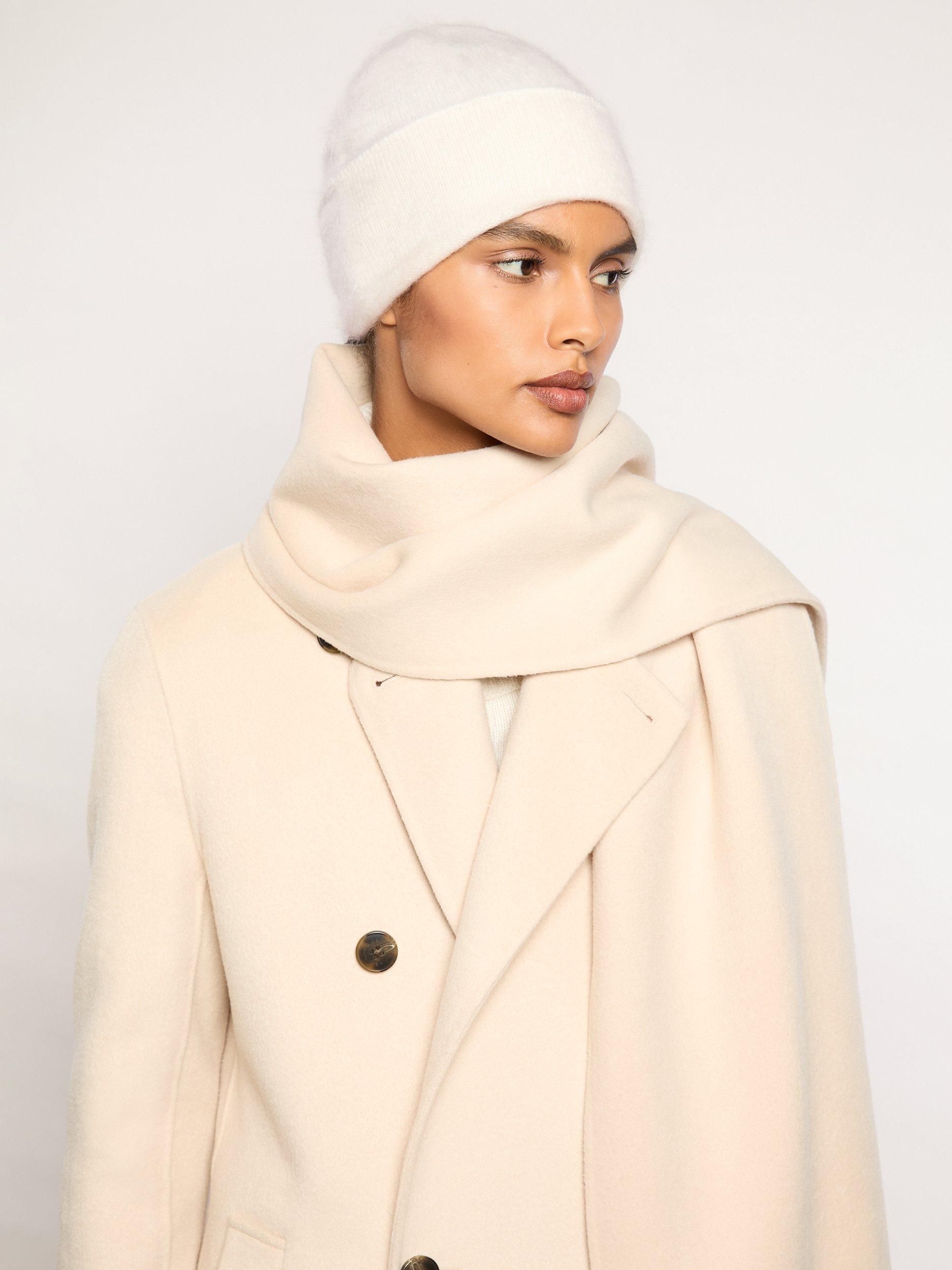 Product image 4 of 5, which shows Reiss Alba Pure Cashmere Beanie Hat, Cream, One Size