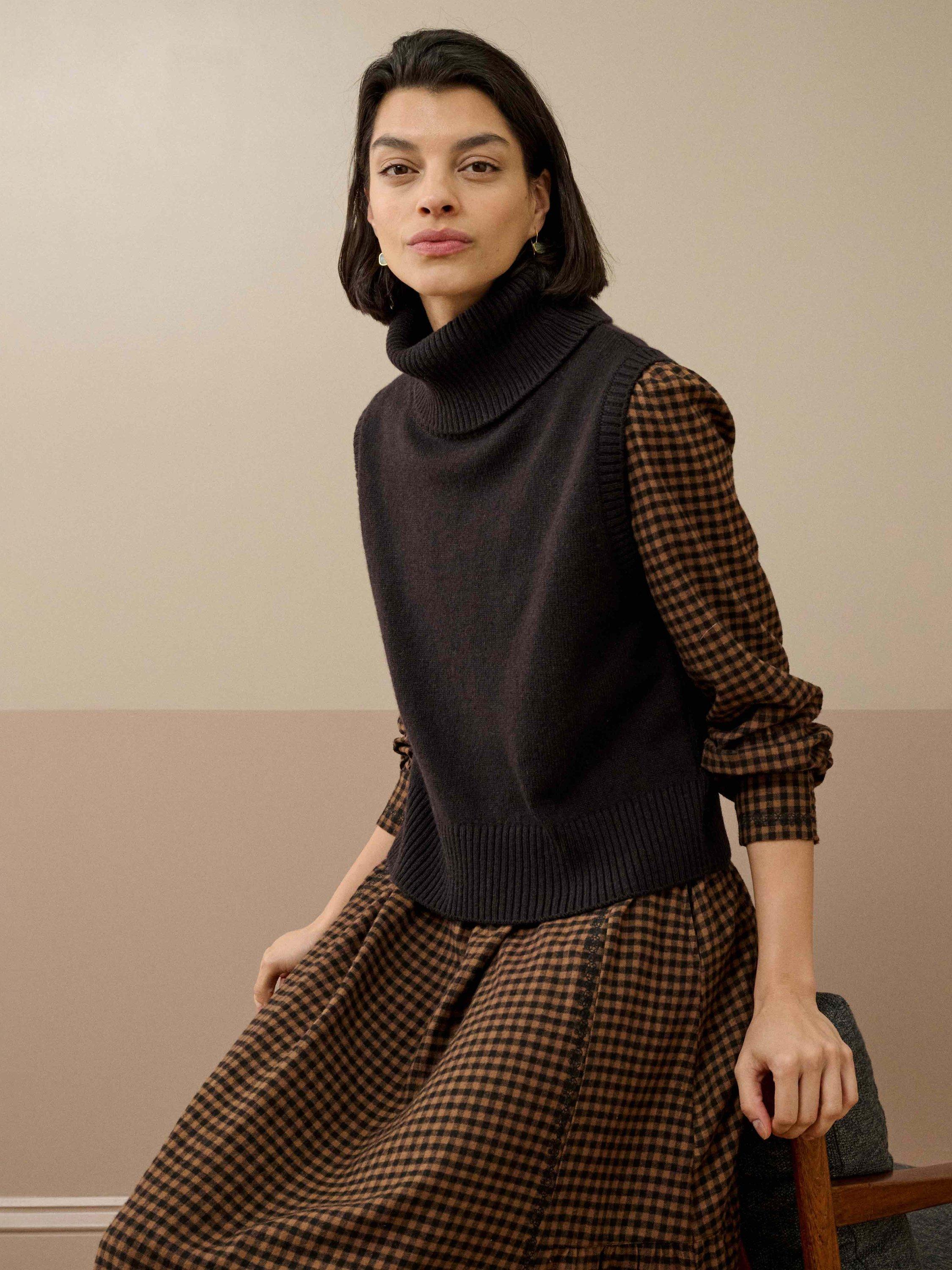 Product image 1 of 5, which shows Brora Supersoft Lambswool Sleeveless Polo Neck Jumper, Treacle, 8