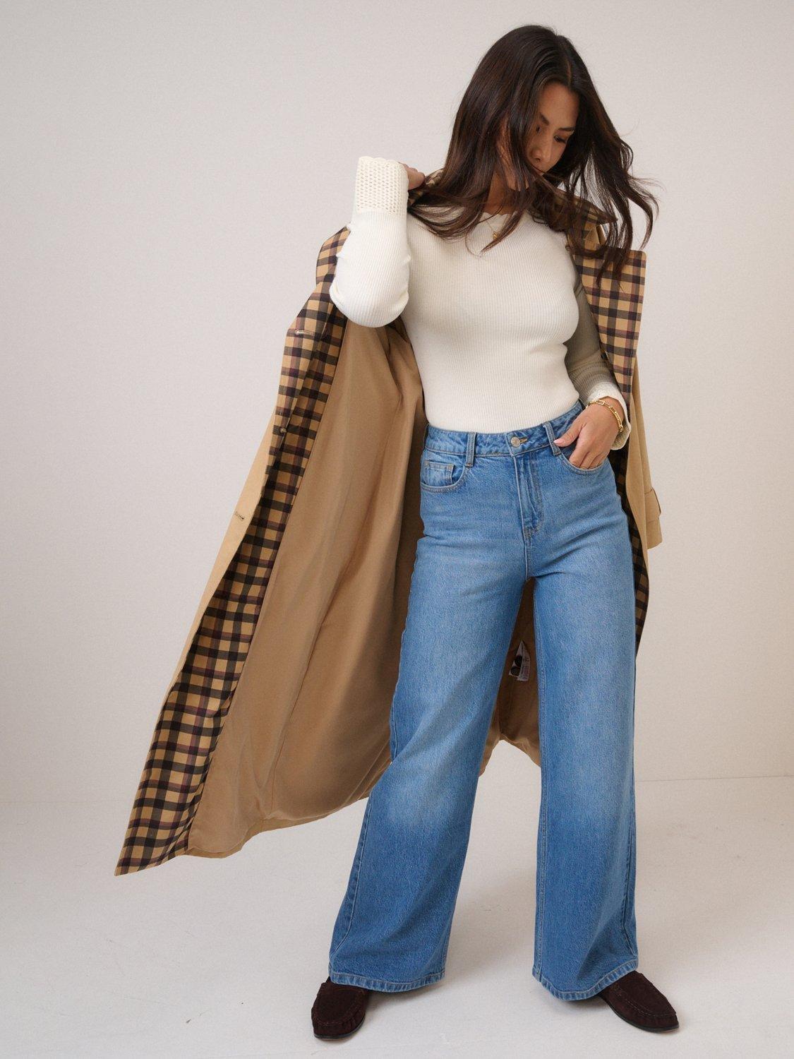 Product image 4 of 5, which shows Nobody's Child Crochet Cuff Top containing LENZING™ ECOVERO™ Viscose, White, XS