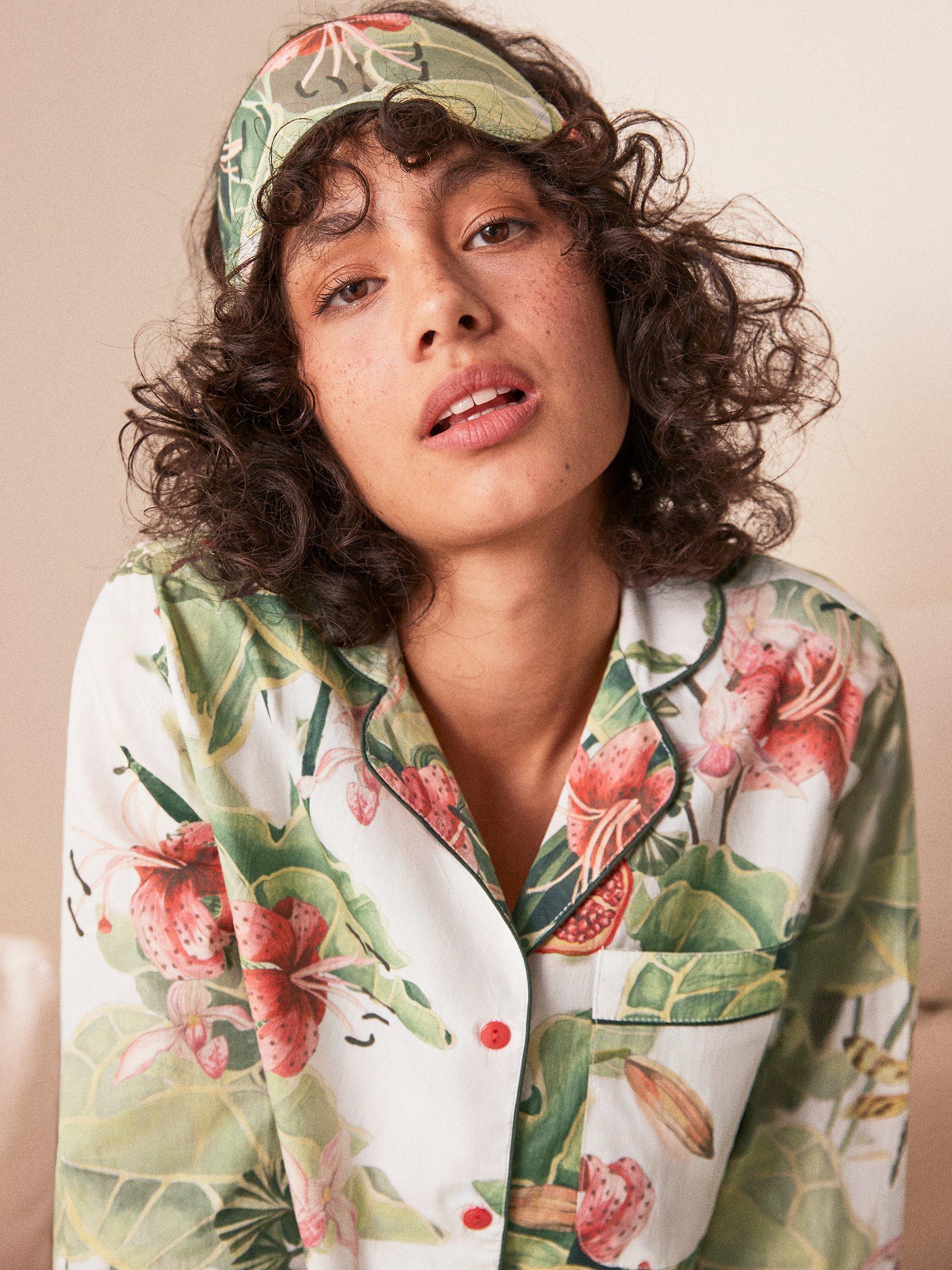 Product image 4 of 5, which shows Ro&Zo Floral Pyjama Set, Green/Multi, XS