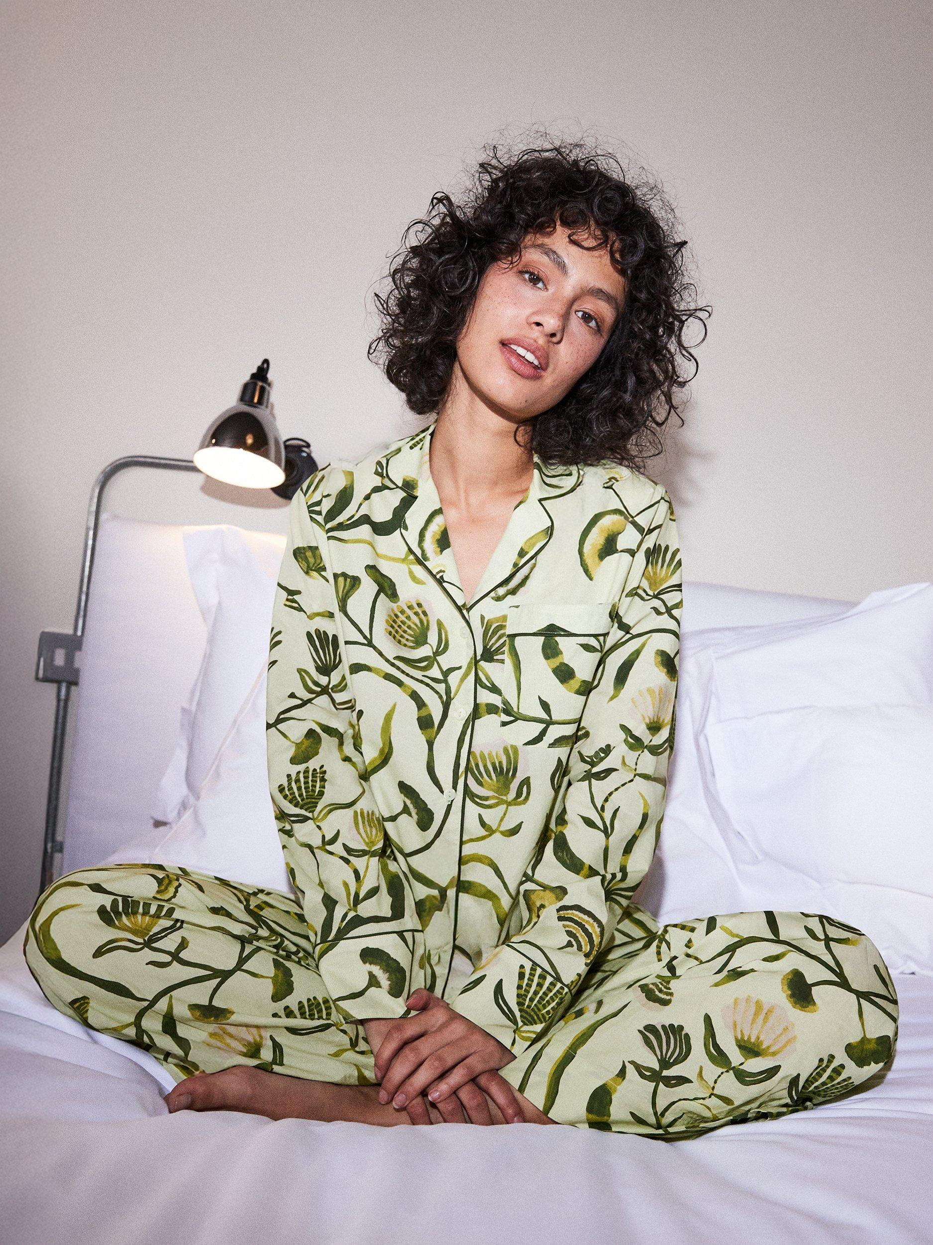 Product image 6 of 6, which shows Ro&Zo Petite Floral Pyjama Set, Green, XS Petite