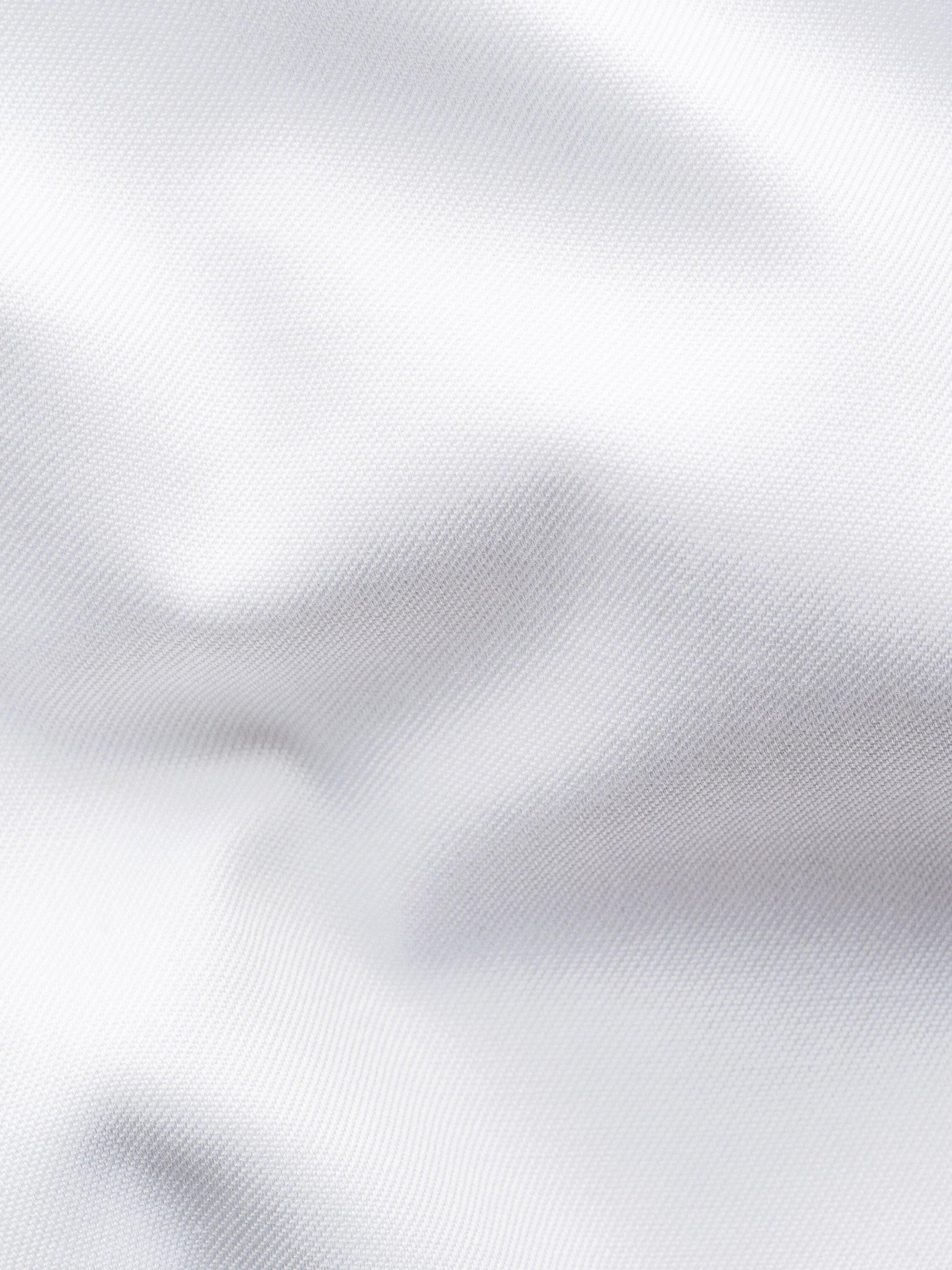 Product image 7 of 9, which shows Eton Cotton Twill Regular Fit Wrinkle-Resistant Shirt, White, 14.5