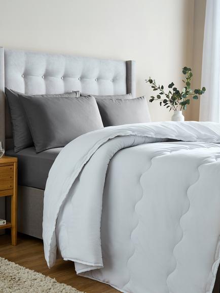 Sealy Deeply Full Duvet, 10.5 Tog, White