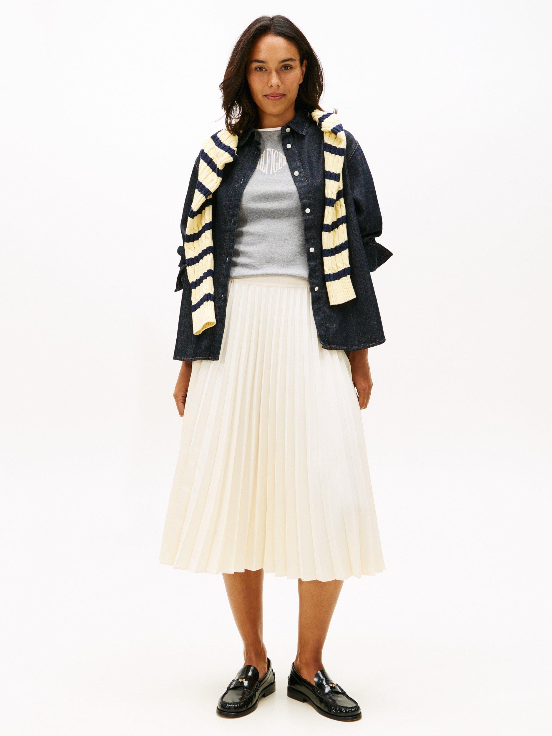 Product image 2 of 6, which shows Tommy Hilfiger Fluid Pleated Midi Skirt, Calico, 4